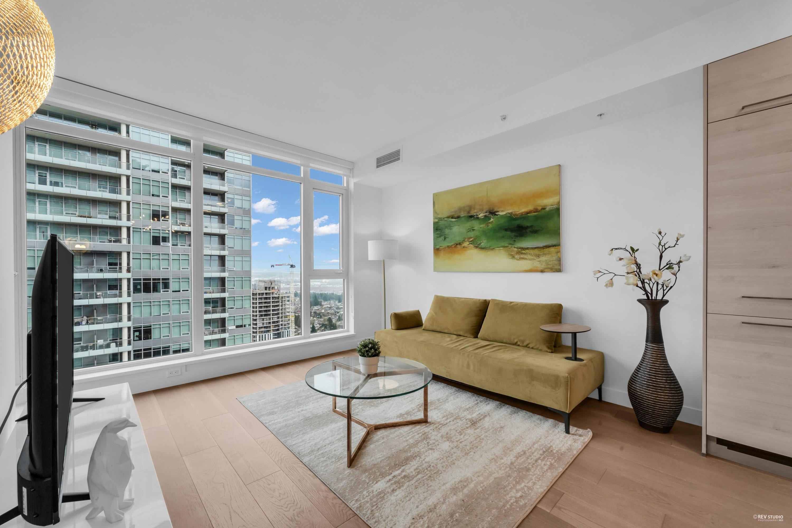 4458 Beresford Street #3504, Burnaby, BC V5H 0J1