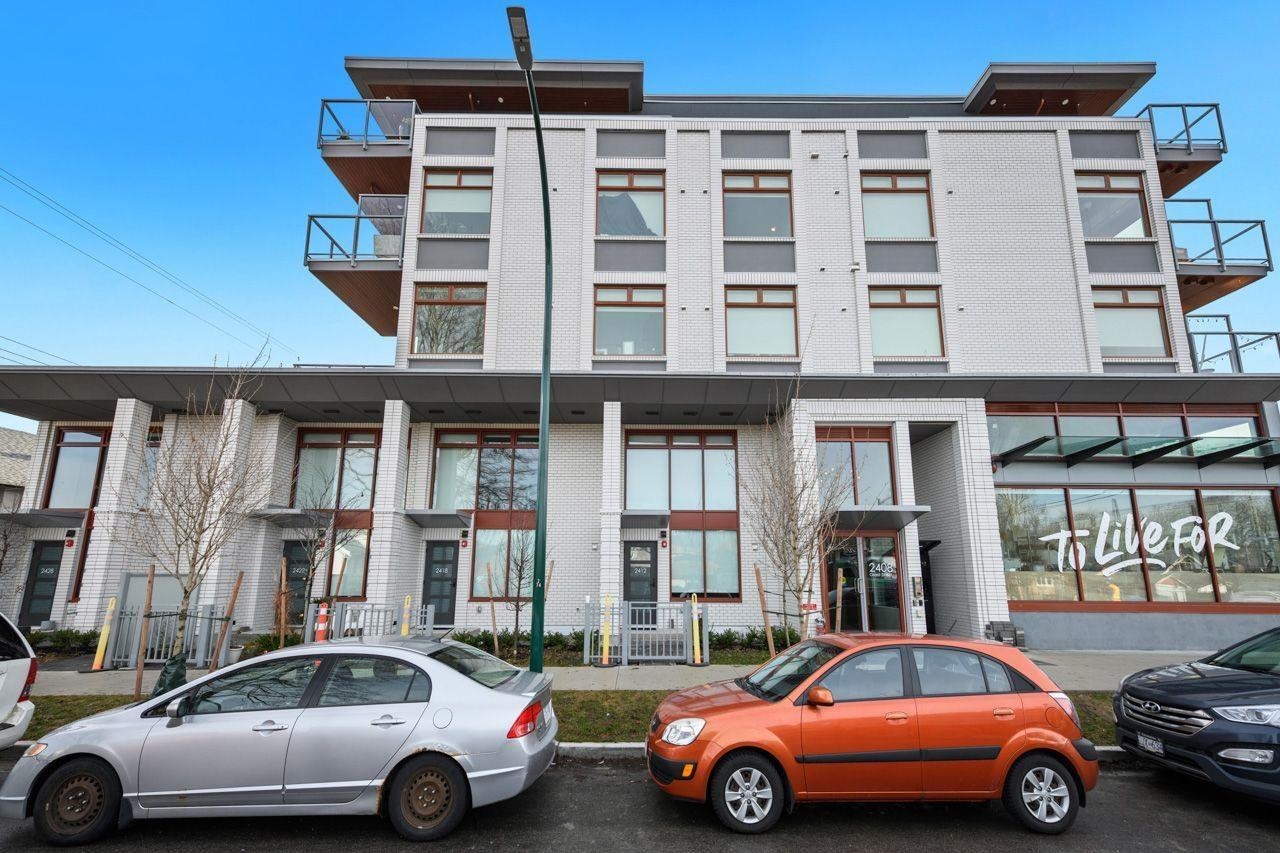 2408 Grant Street #208, Vancouver, BC V5K 3G4