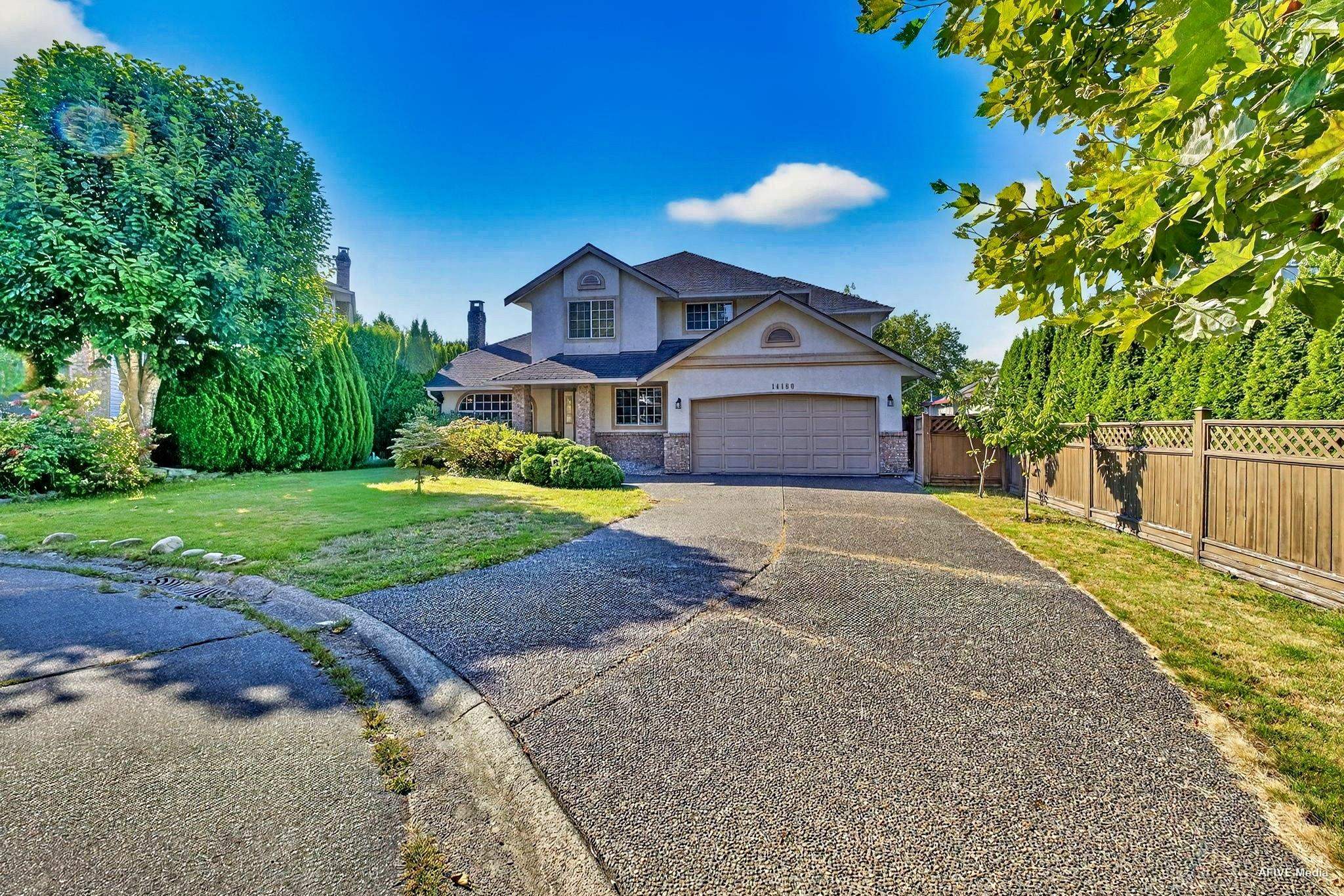 85a Avenue, Surrey, BC V3W 2T4