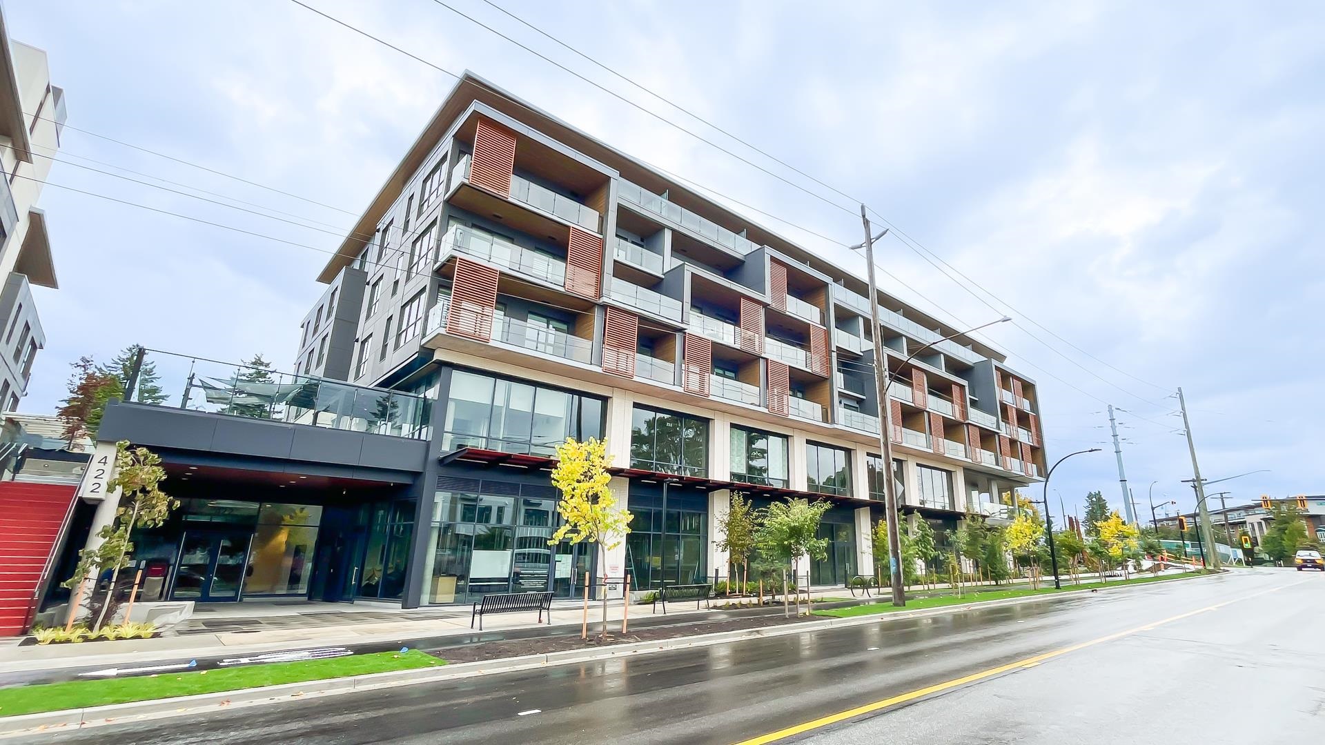 422 E 3rd St #108, North Vancouver, BC V7L 0K1