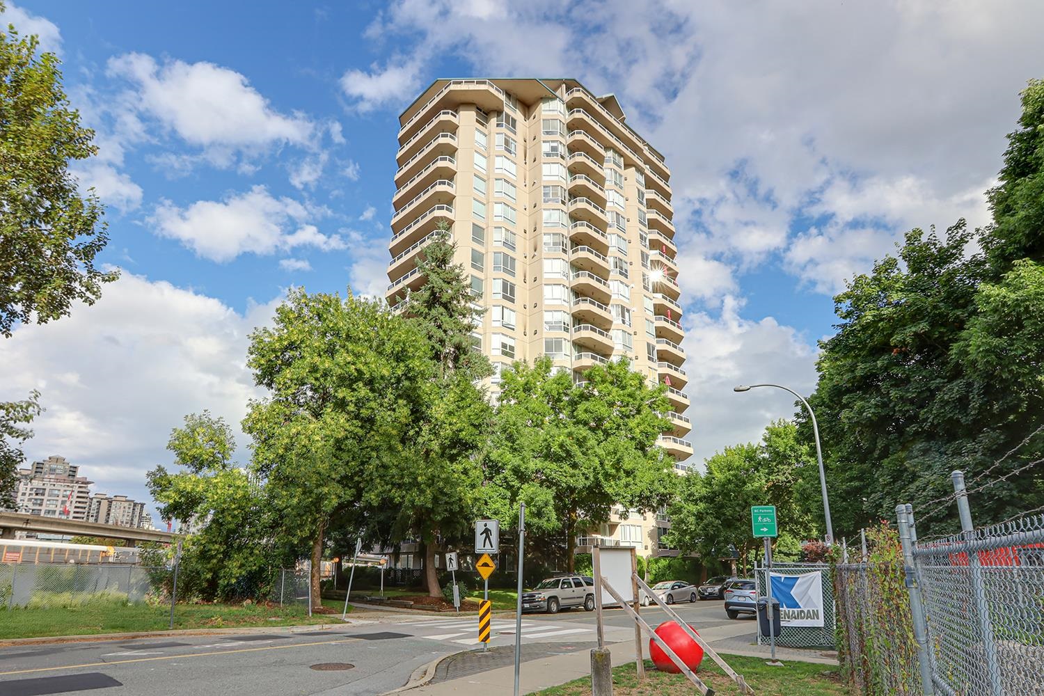 1245 Quayside Drive #806, New Westminster, BC V3M 6J6
