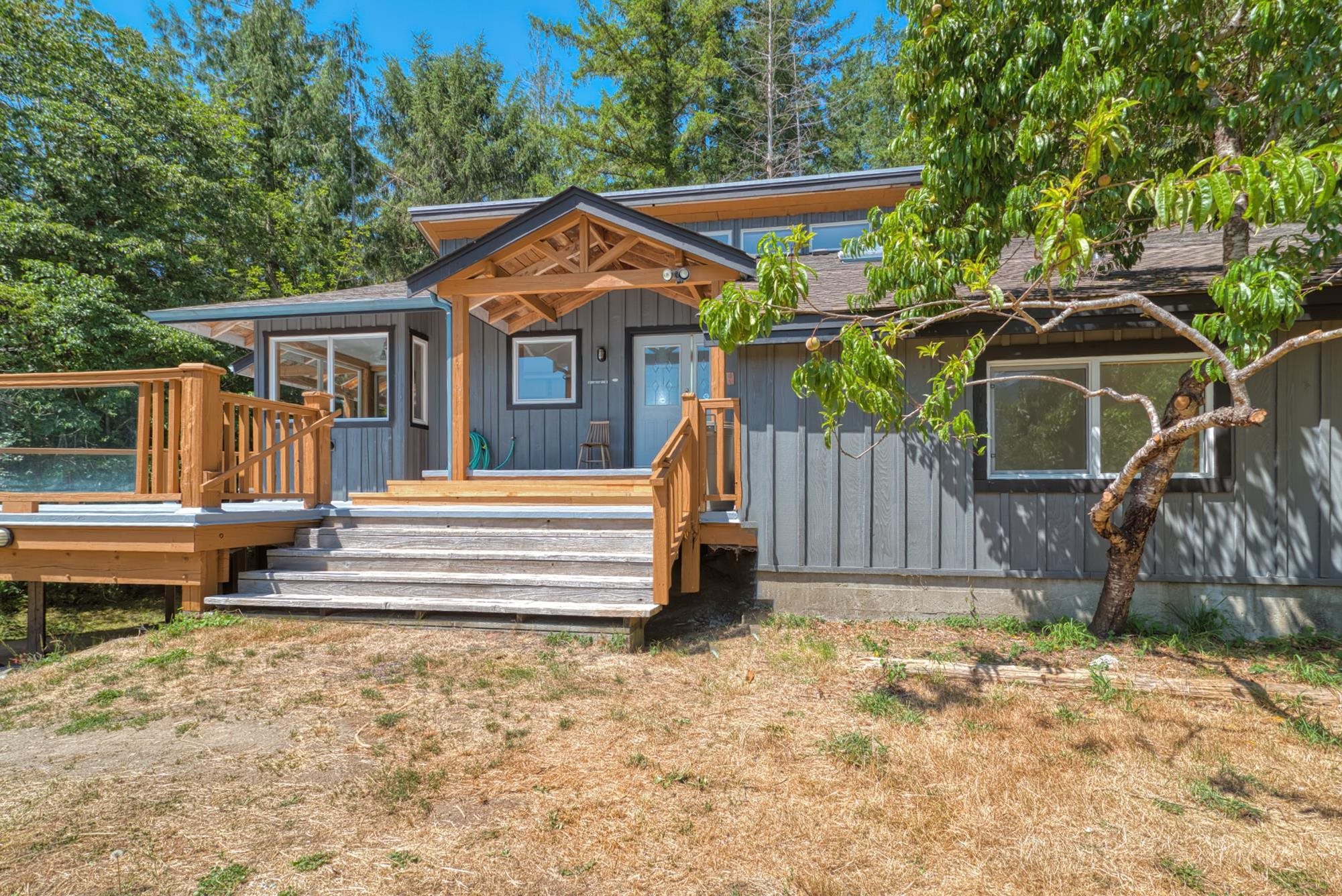 13587 Barabash Rd, Garden Bay, BC V0N 1S1