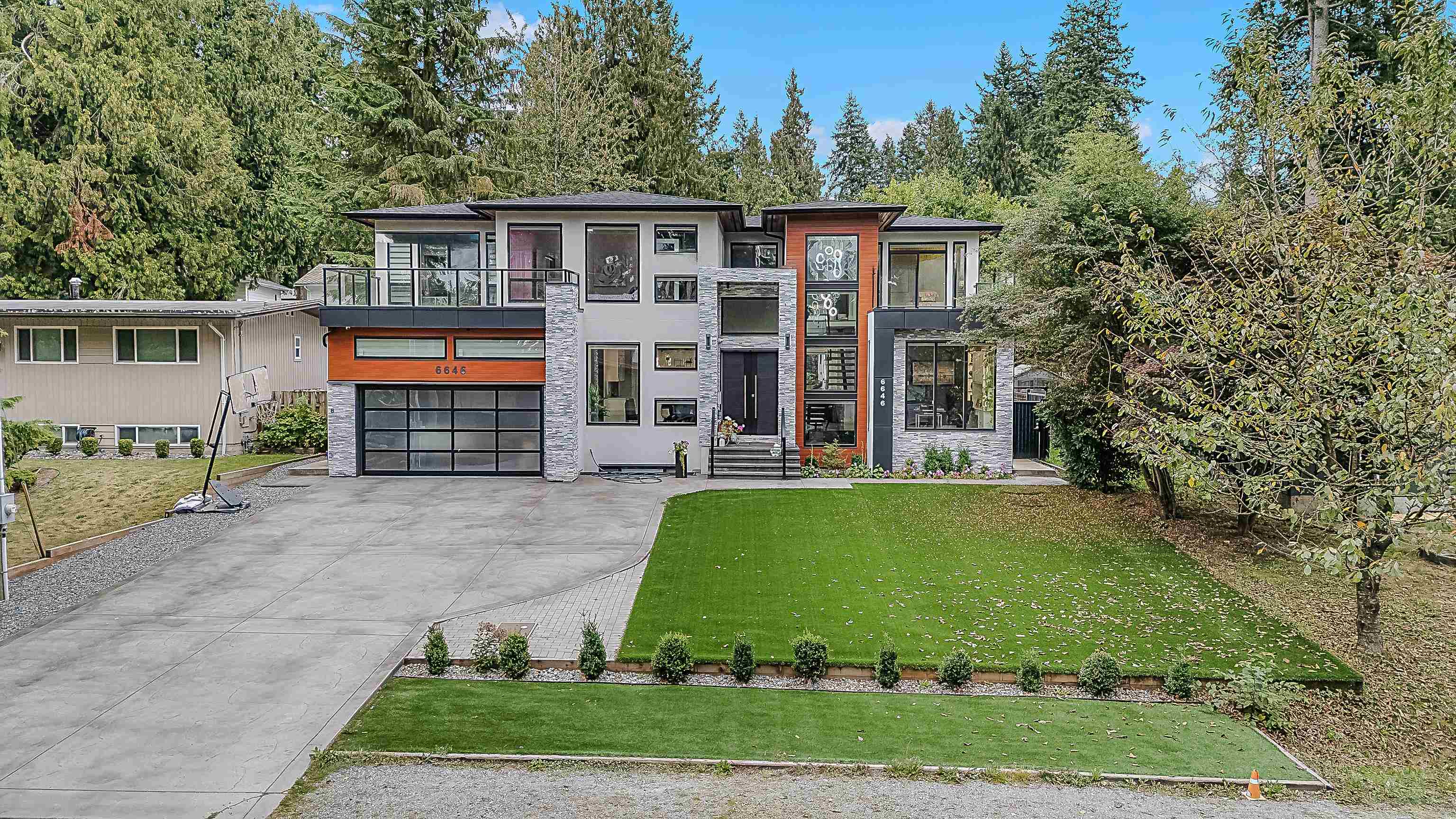 6646 Albion Way, Delta, BC V4E 1J2