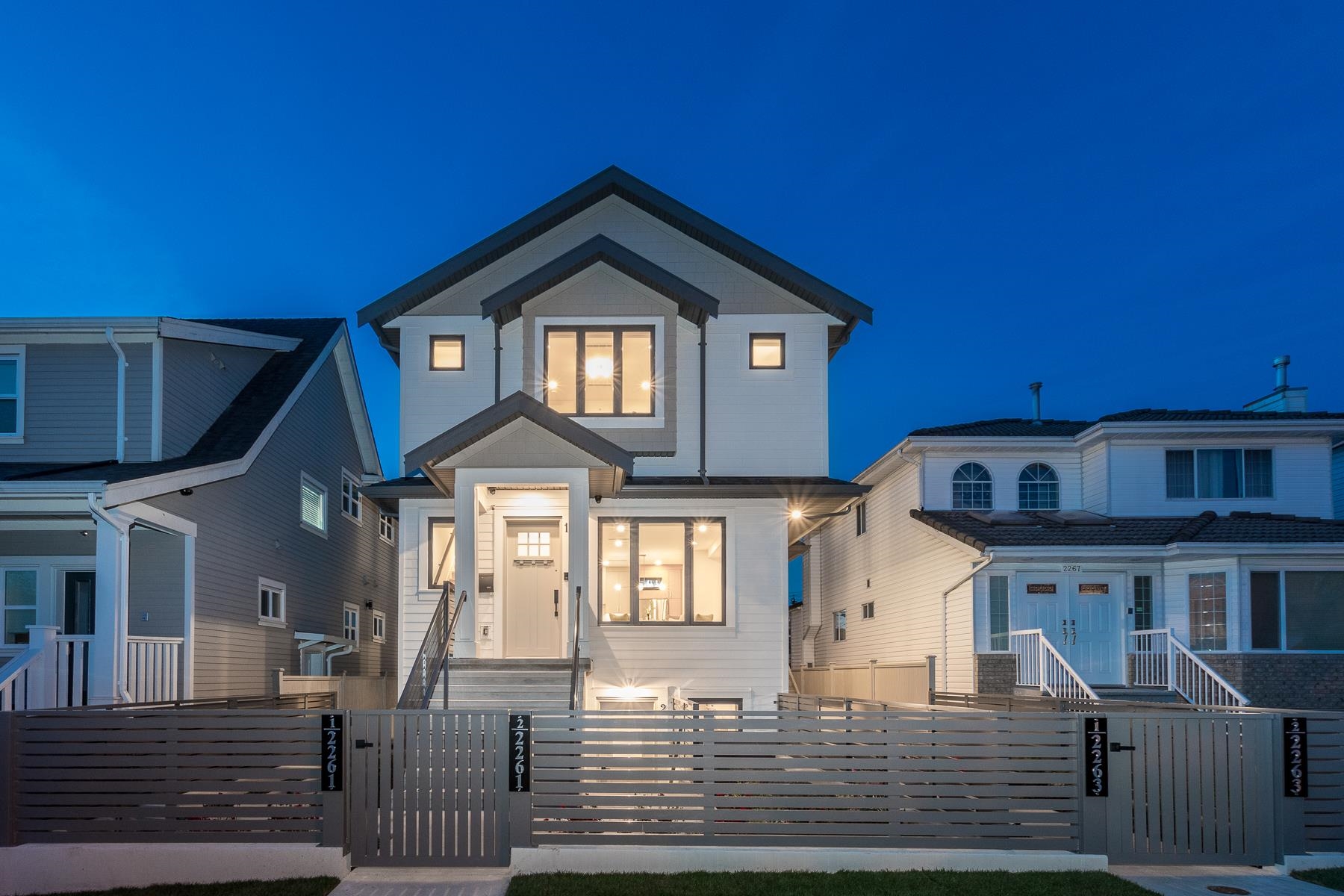 2261 East 35th Avenue, Vancouver, BC V5P 1C1