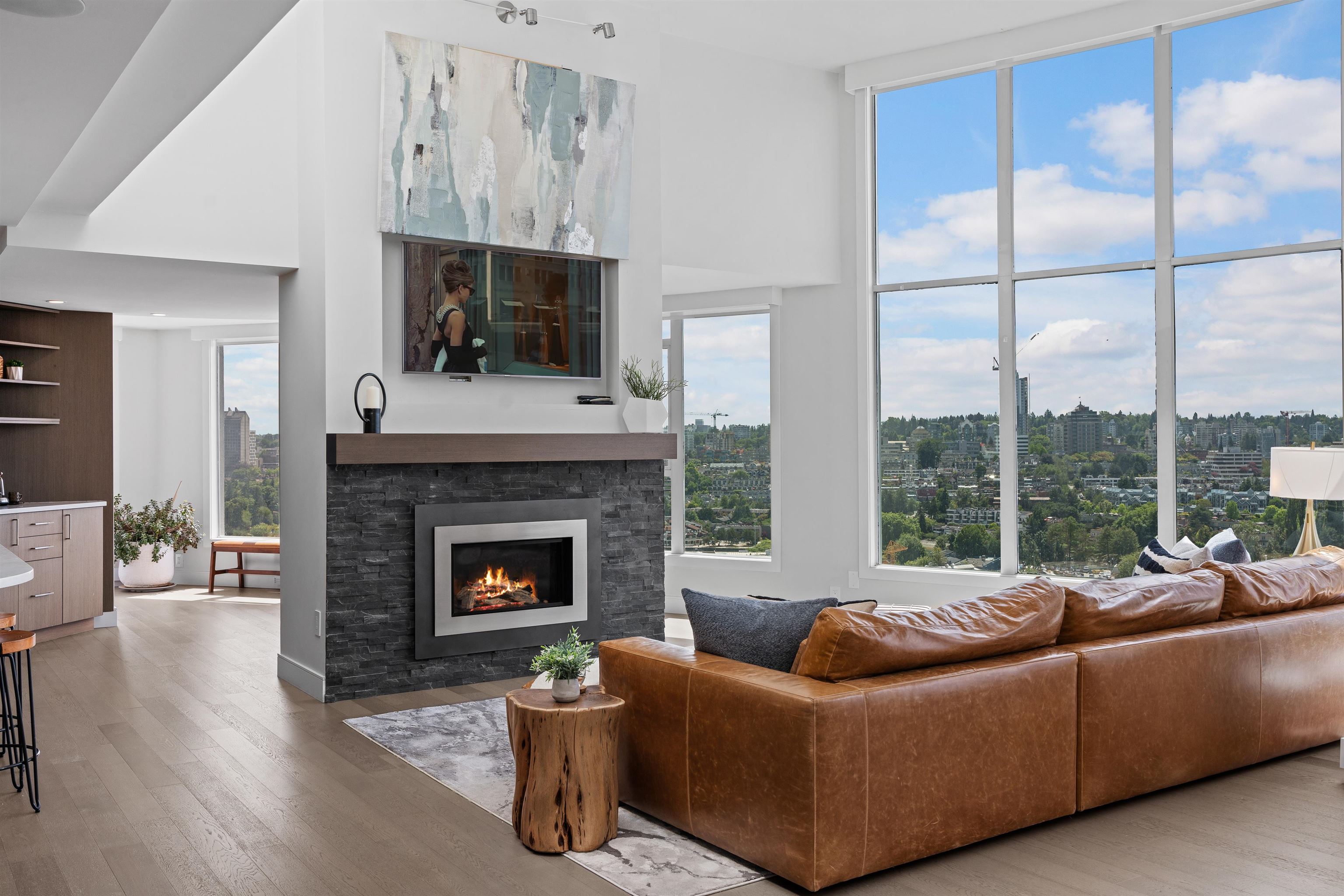 1500 Howe Street #2403, Vancouver, BC V6Z 2N1