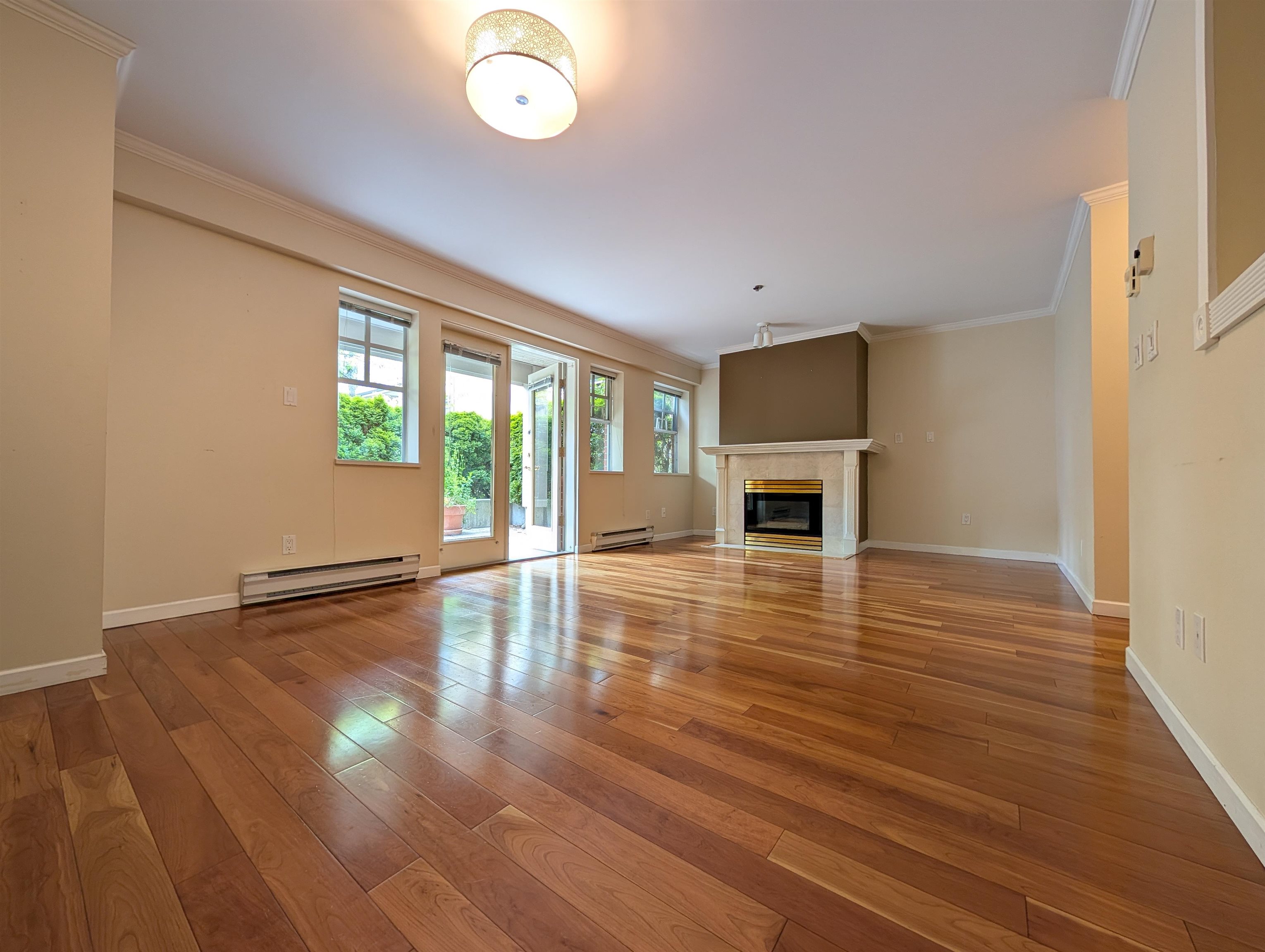 5880 Hampton Place #104, Vancouver, BC V6T 2E9