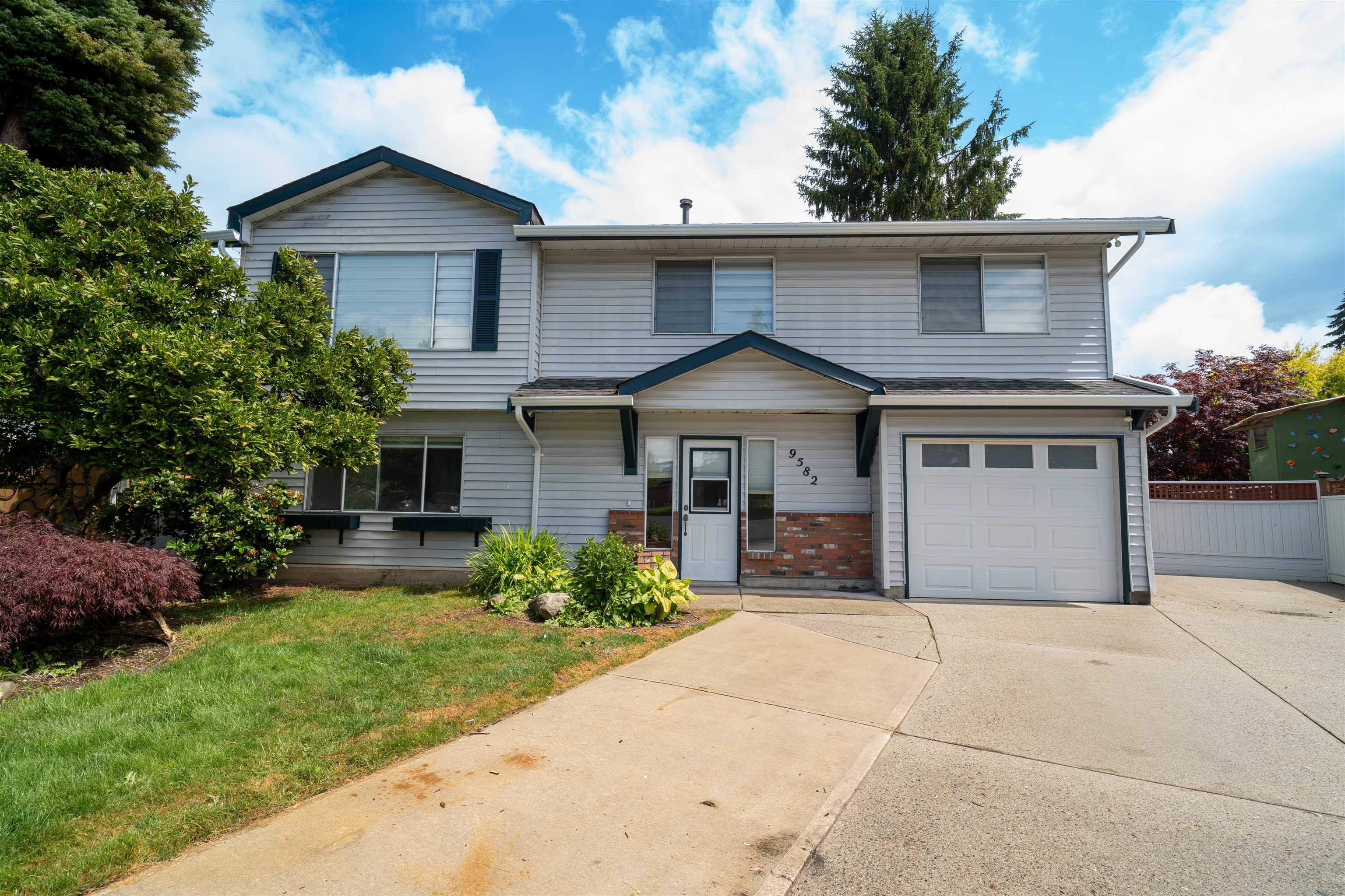 212b Street, Langley, BC V1M 1N4