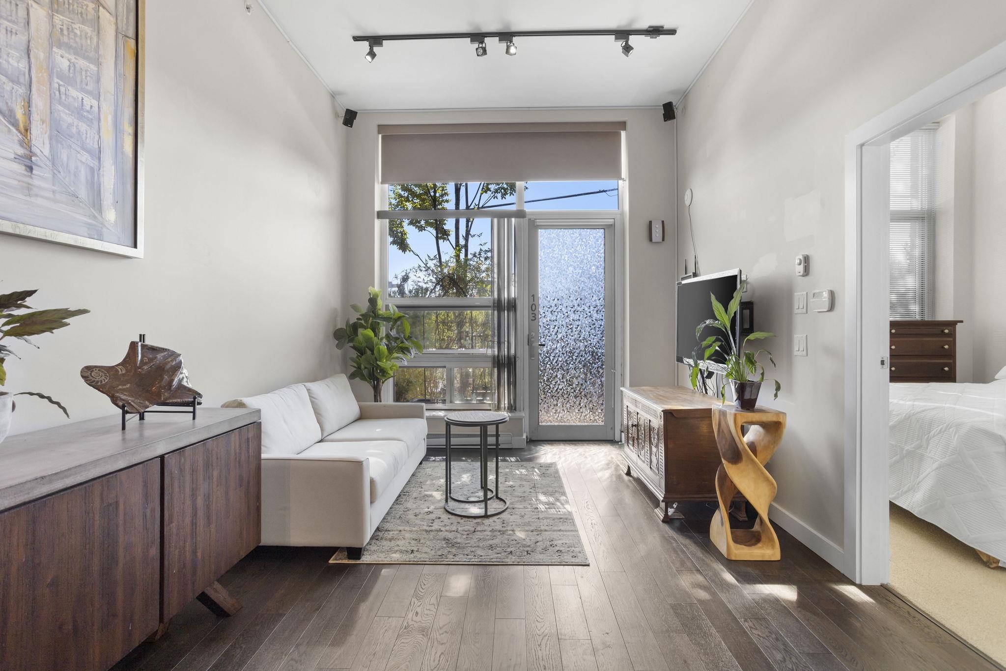 1182 16th Street West #103, North Vancouver, BC V7P 0B3