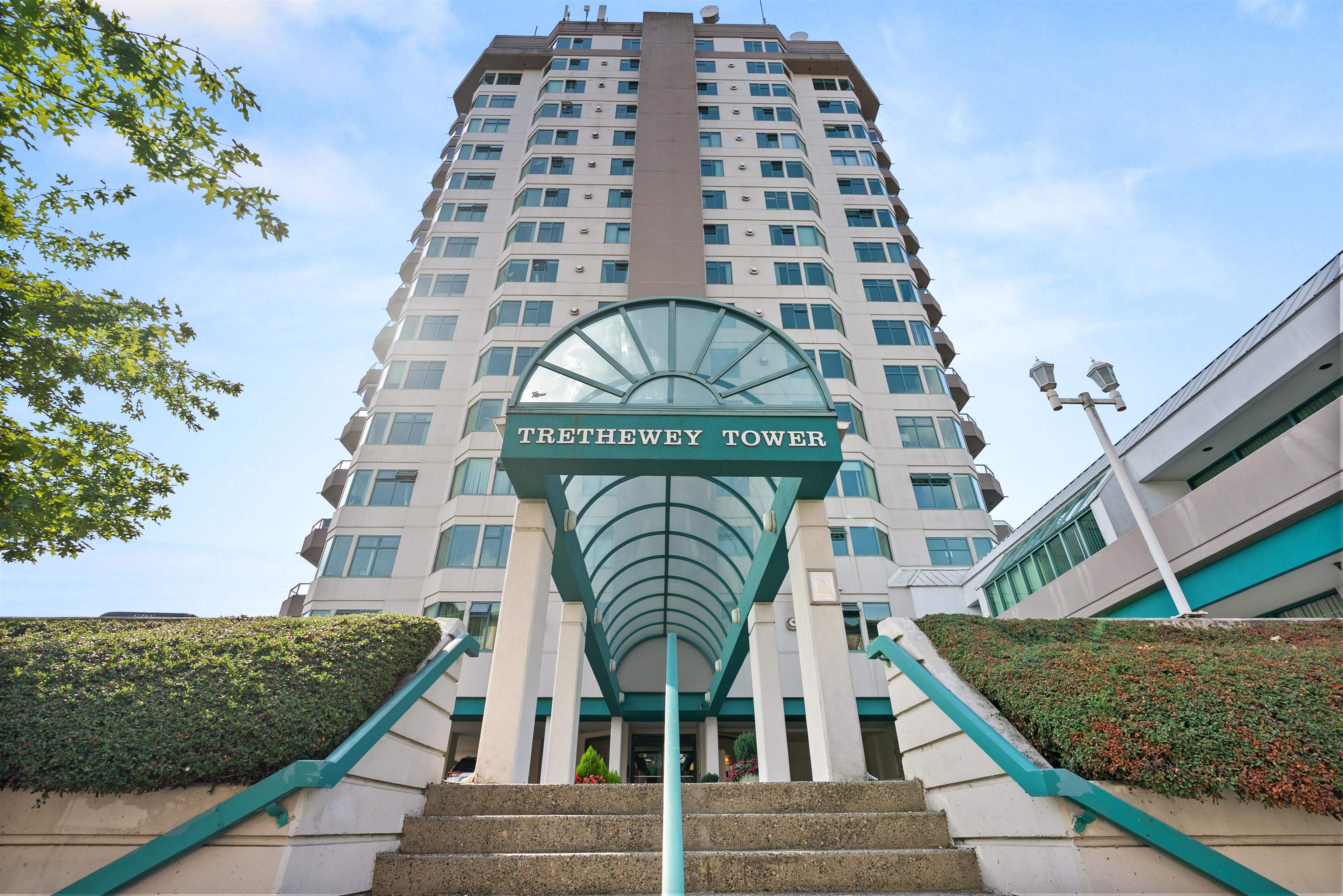 32440 Simon Ave #1003, Abbotsford, BC V2T 5R3
