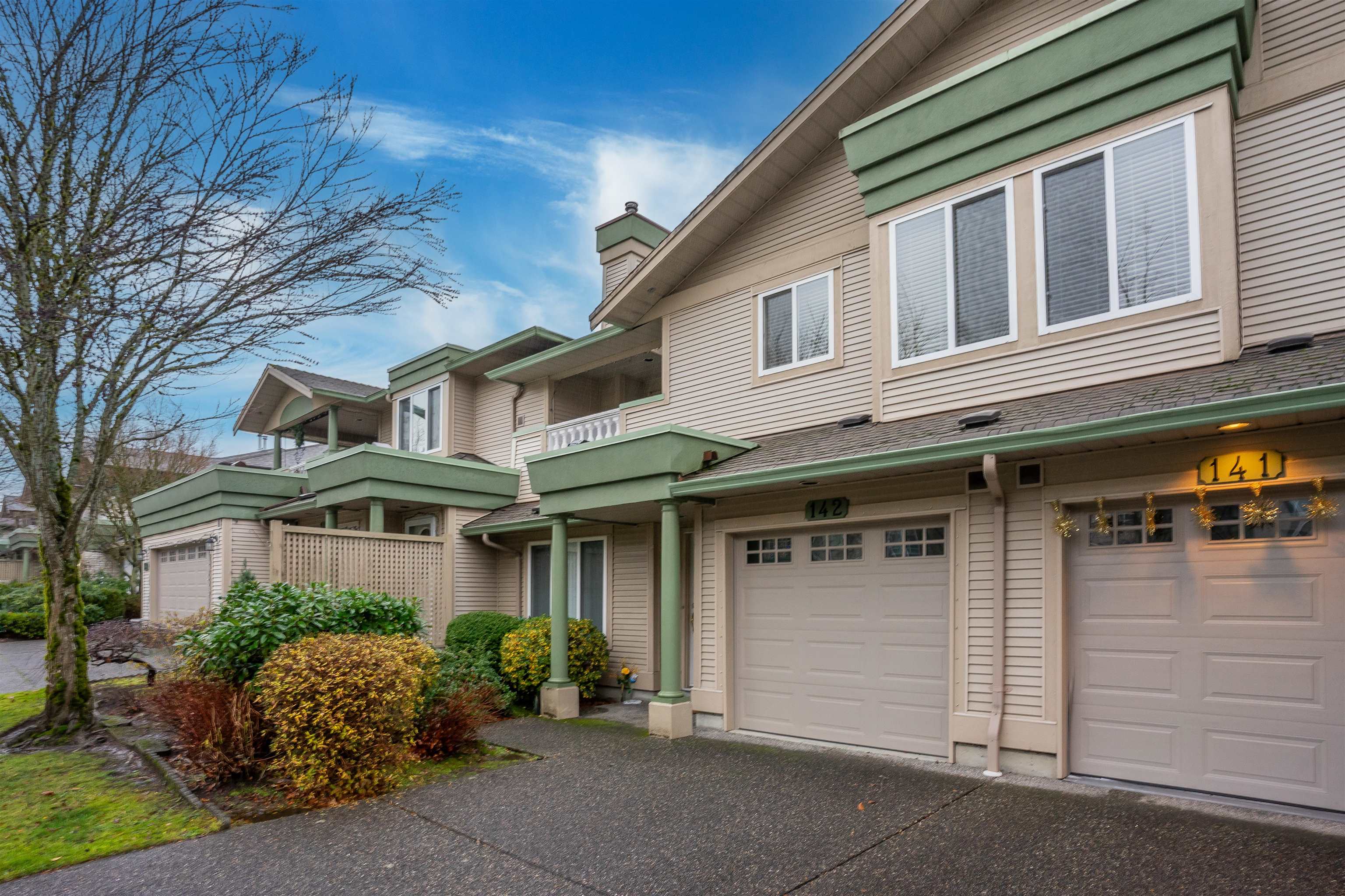 13888 70 Avenue #142, Surrey, BC V3W 0R8