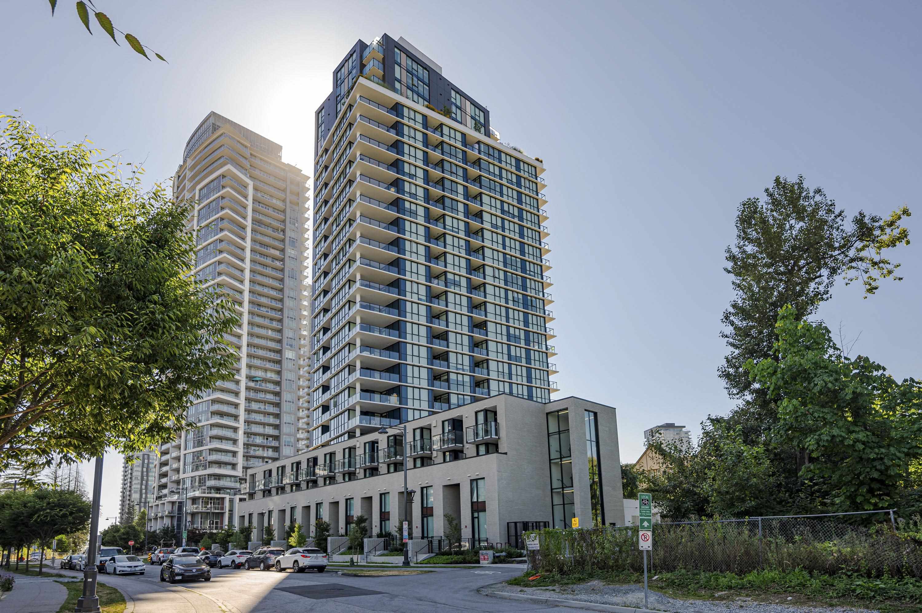 10333 133 St #2204, Surrey, BC V3T 0V1