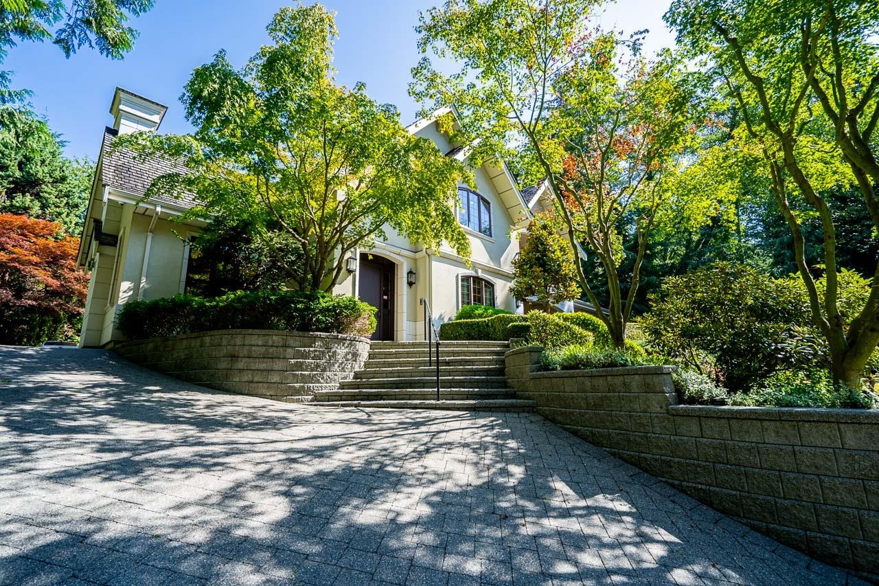 792 Southborough Drive, West Vancouver, BC V7S 1N2