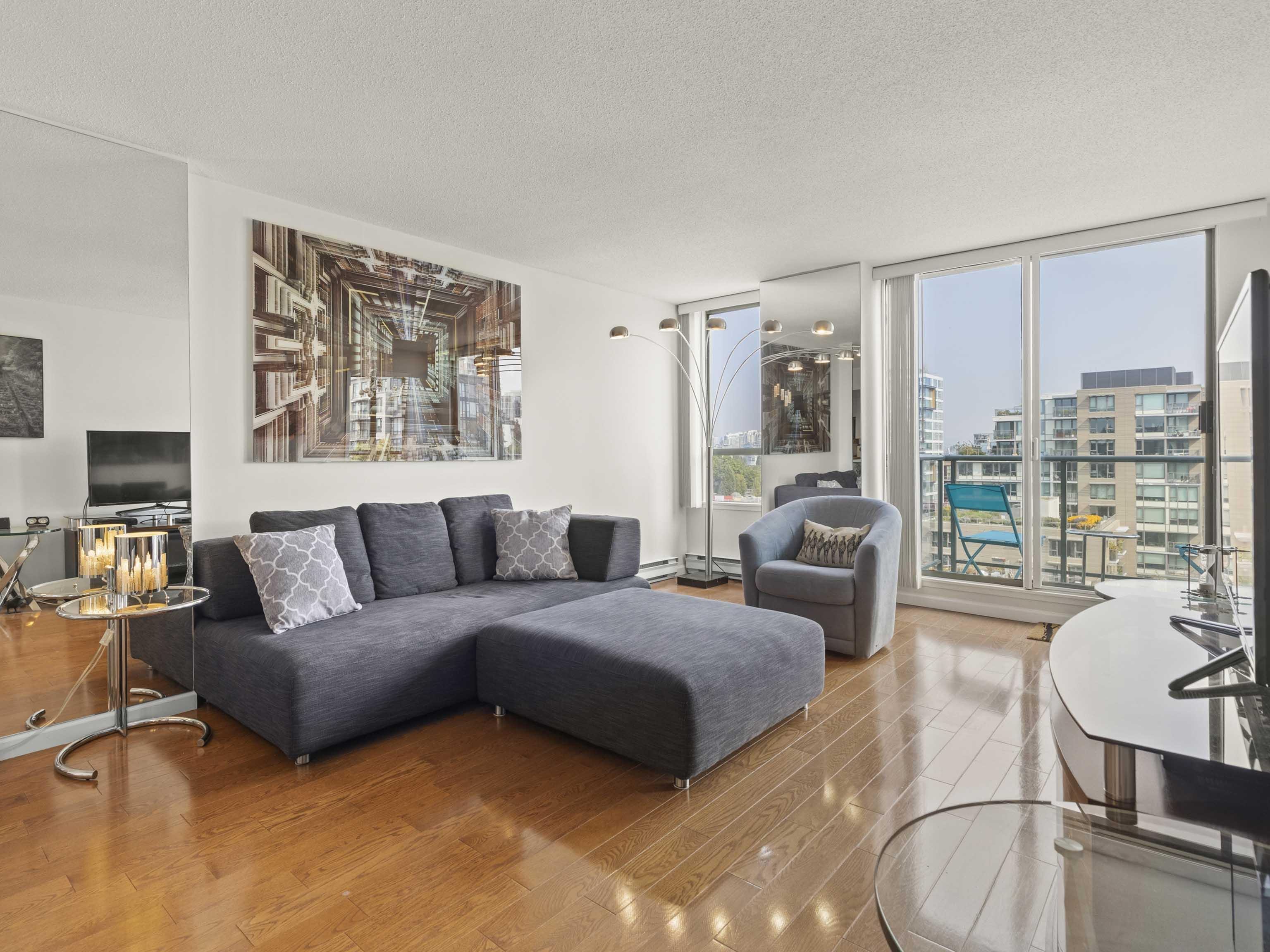 2288 Pine Street #904, Vancouver, BC V6J 5G4