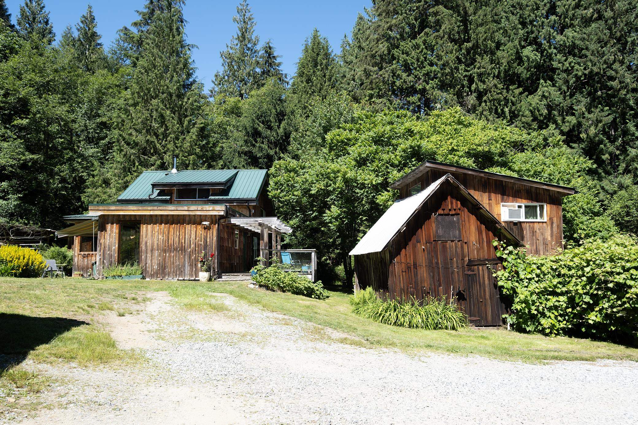507 Parker Road, Gibsons, BC V0N 1V1