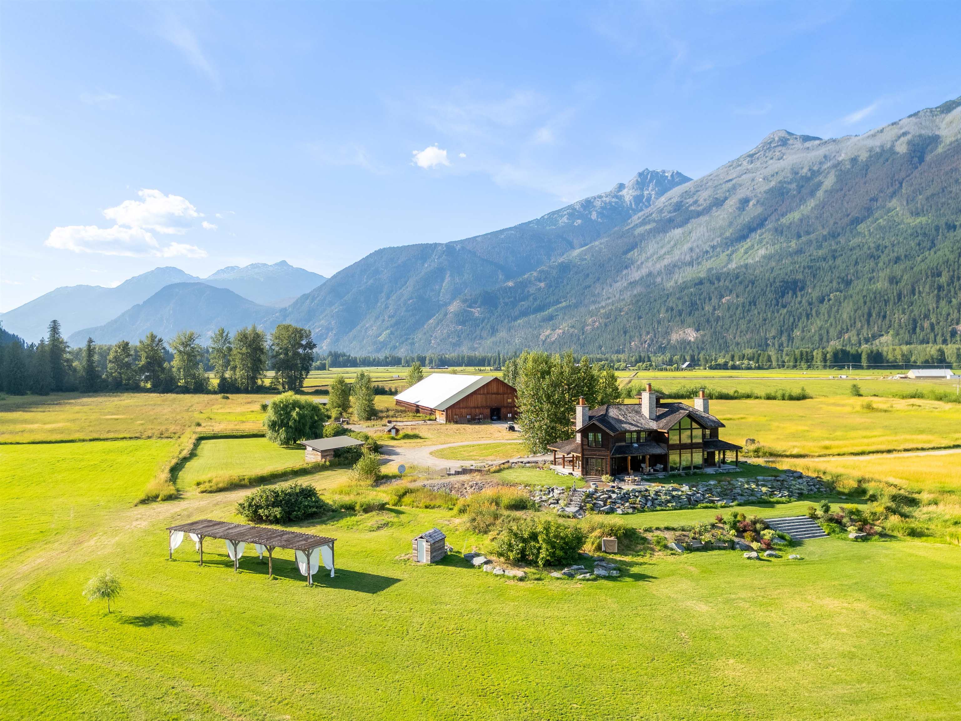 9115 Pemberton Meadows Road, Pemberton, BC V0N 2L2