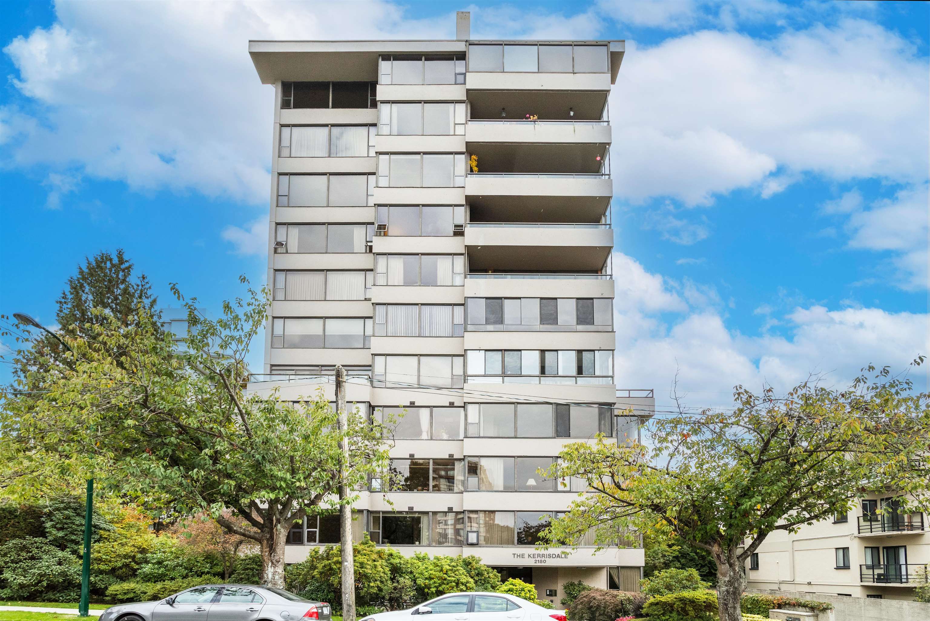 2180 West 43rd Avenue #801, Vancouver, BC V6M 2E1