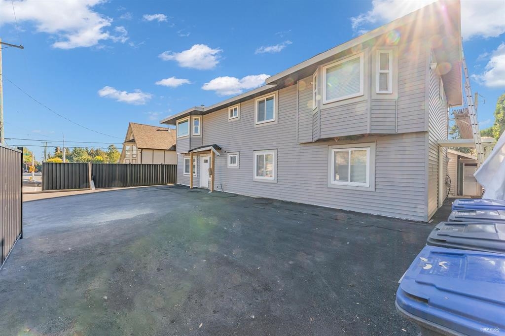 68 Avenue, Surrey, BC V3W 2G3