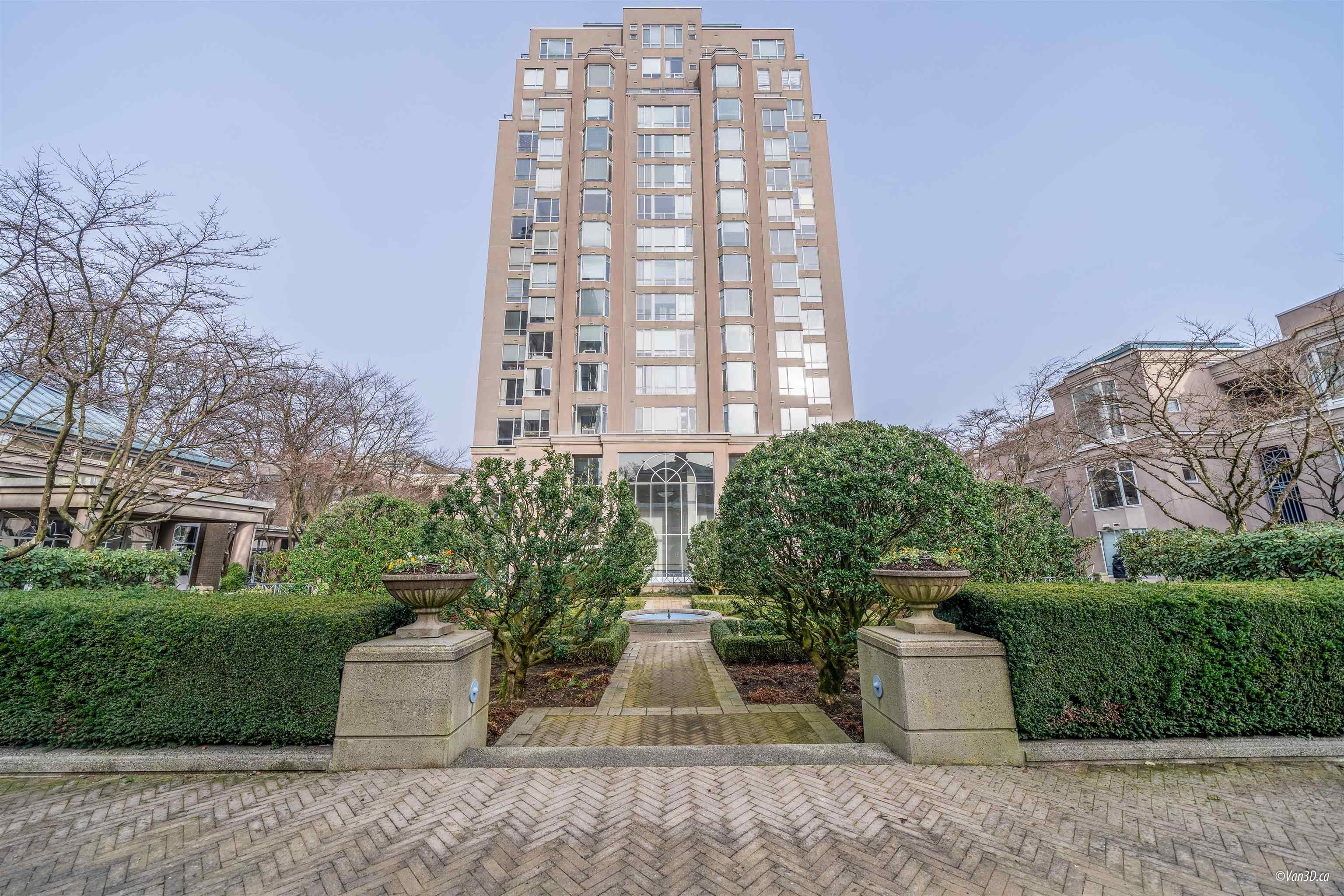 2668 Ash Street #1902, Vancouver, BC V5Z 4K4