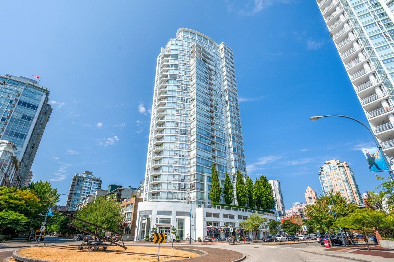 1201 Marinaside Crescent #1901, Vancouver, BC V6Z 2V2