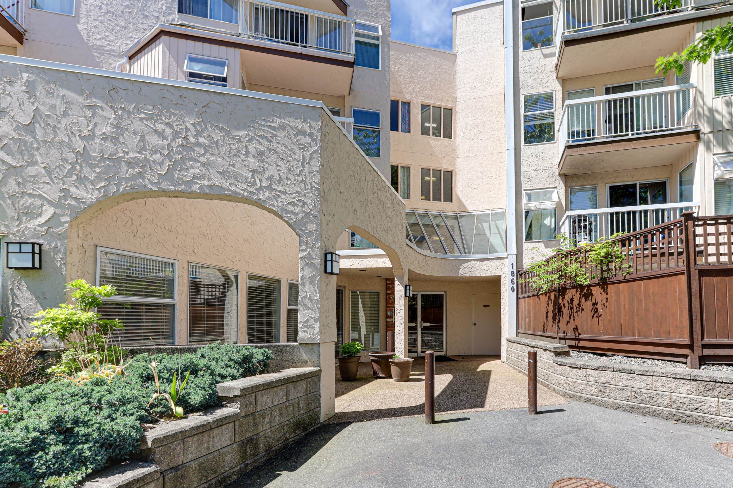 1860 Southmere Crescent East #212, Surrey, BC V4A 6Y7