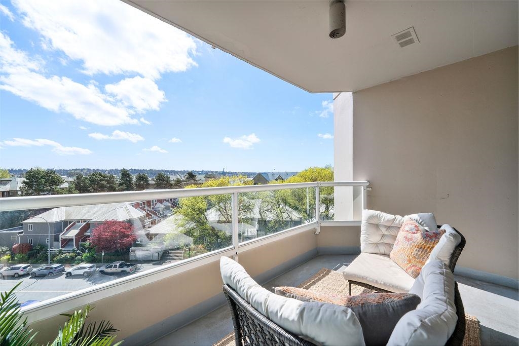 1065 Quayside Drive #502, New Westminster, BC V3M 1C5
