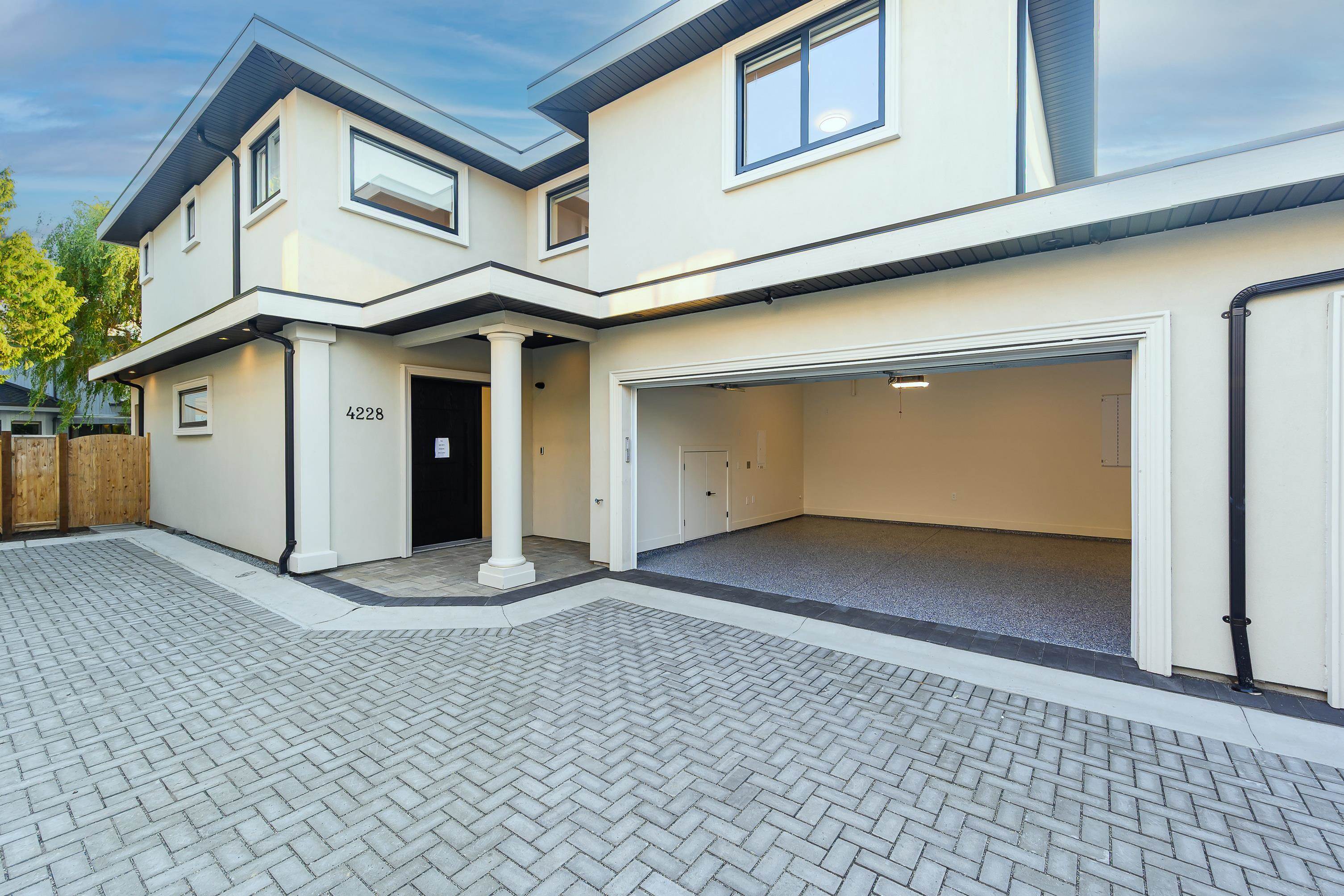 4246 Williams Road, Richmond, BC V0V 0V0