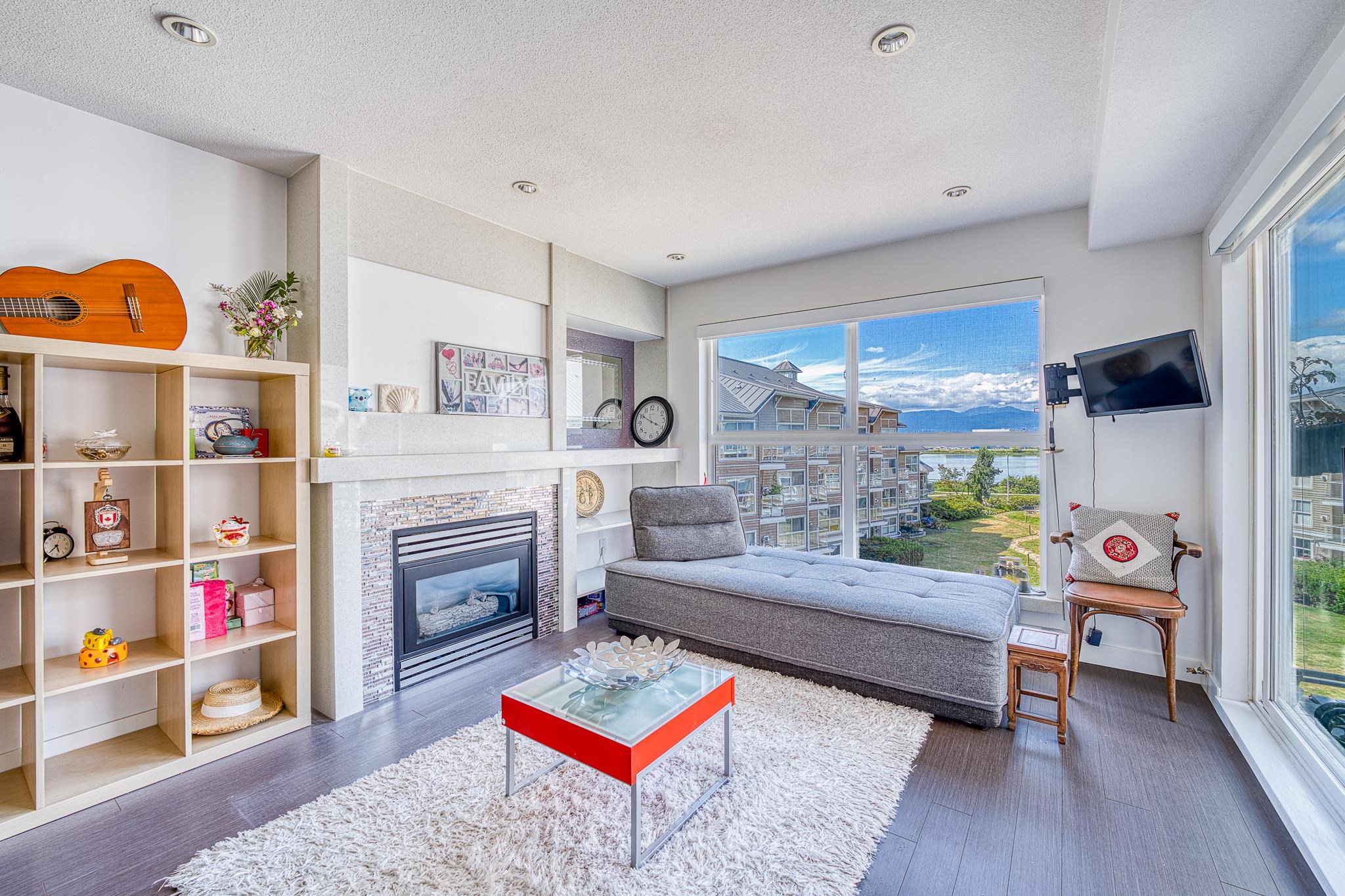 5880 Dover Crescent #426, Richmond, BC V7C 5P5