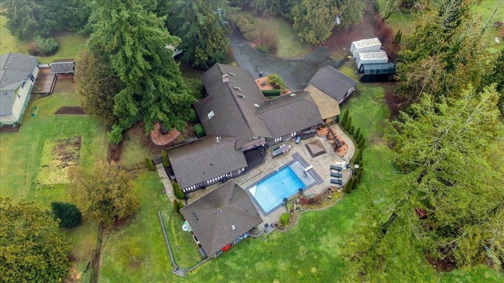 20077 Fernridge Crescent, Langley, BC V2Z 1X4