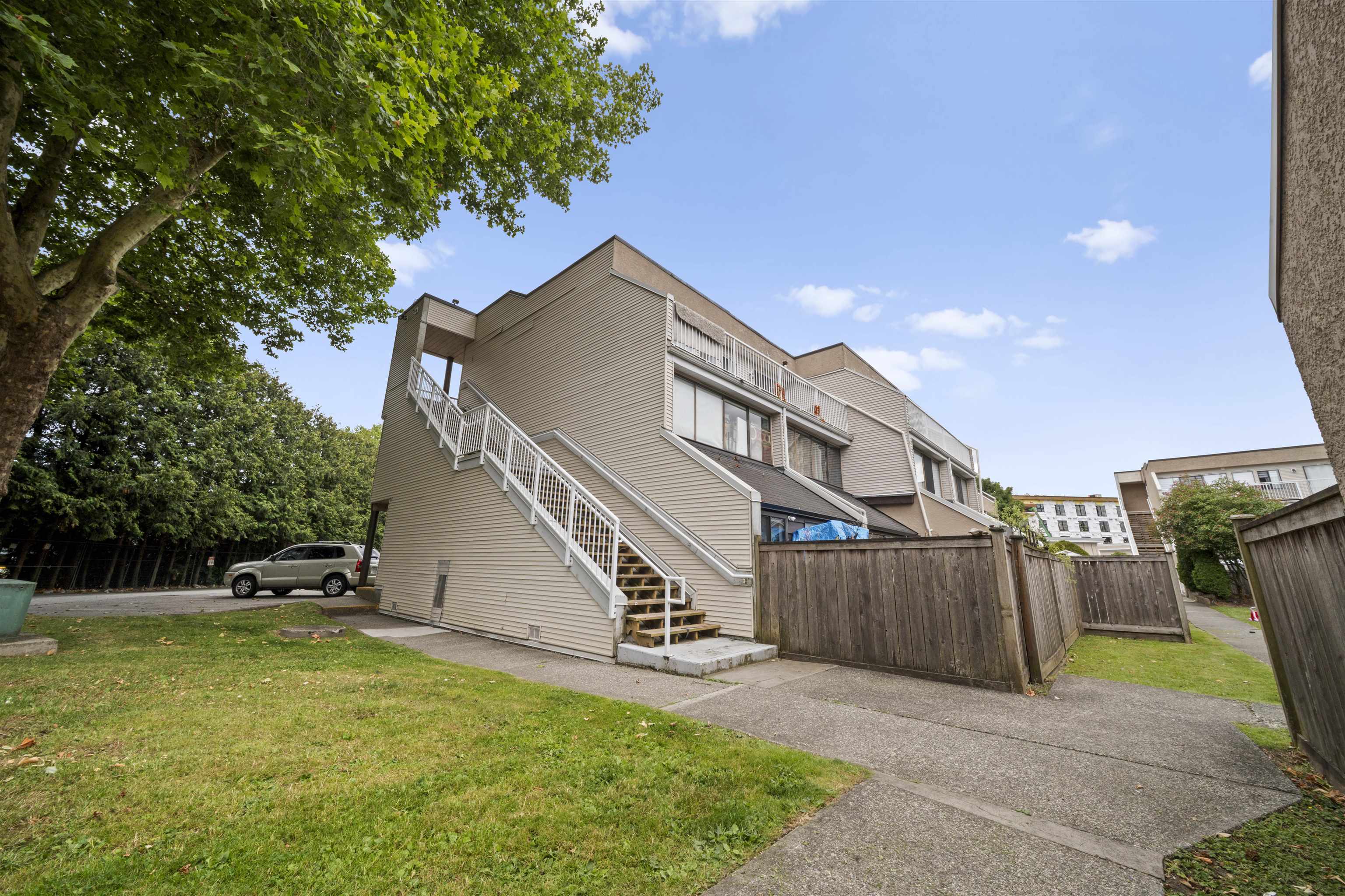 17708 60 Avenue #55, Surrey, BC V3S 1V2