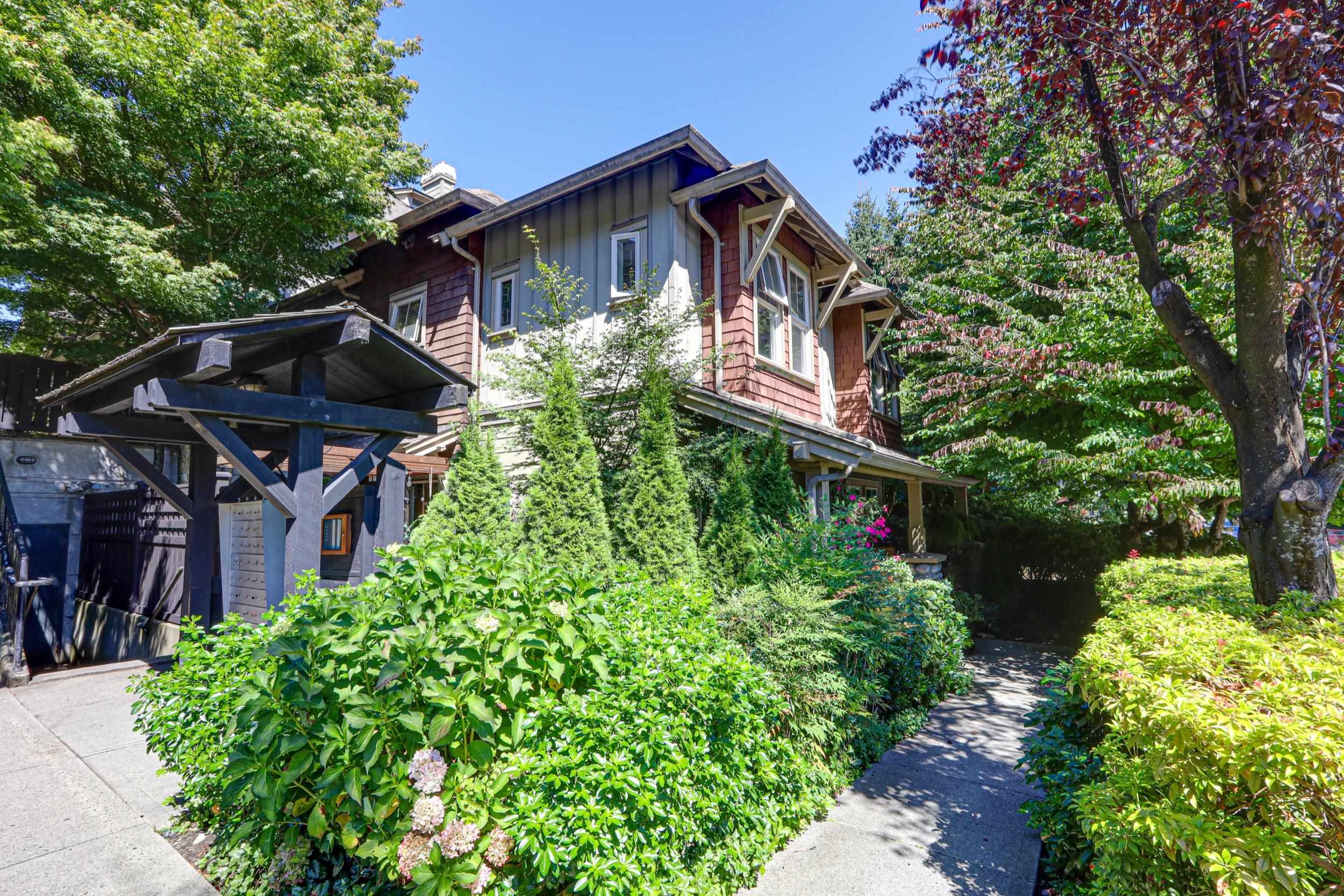 15 6th Avenue #137, New Westminster, BC V3L 1T1