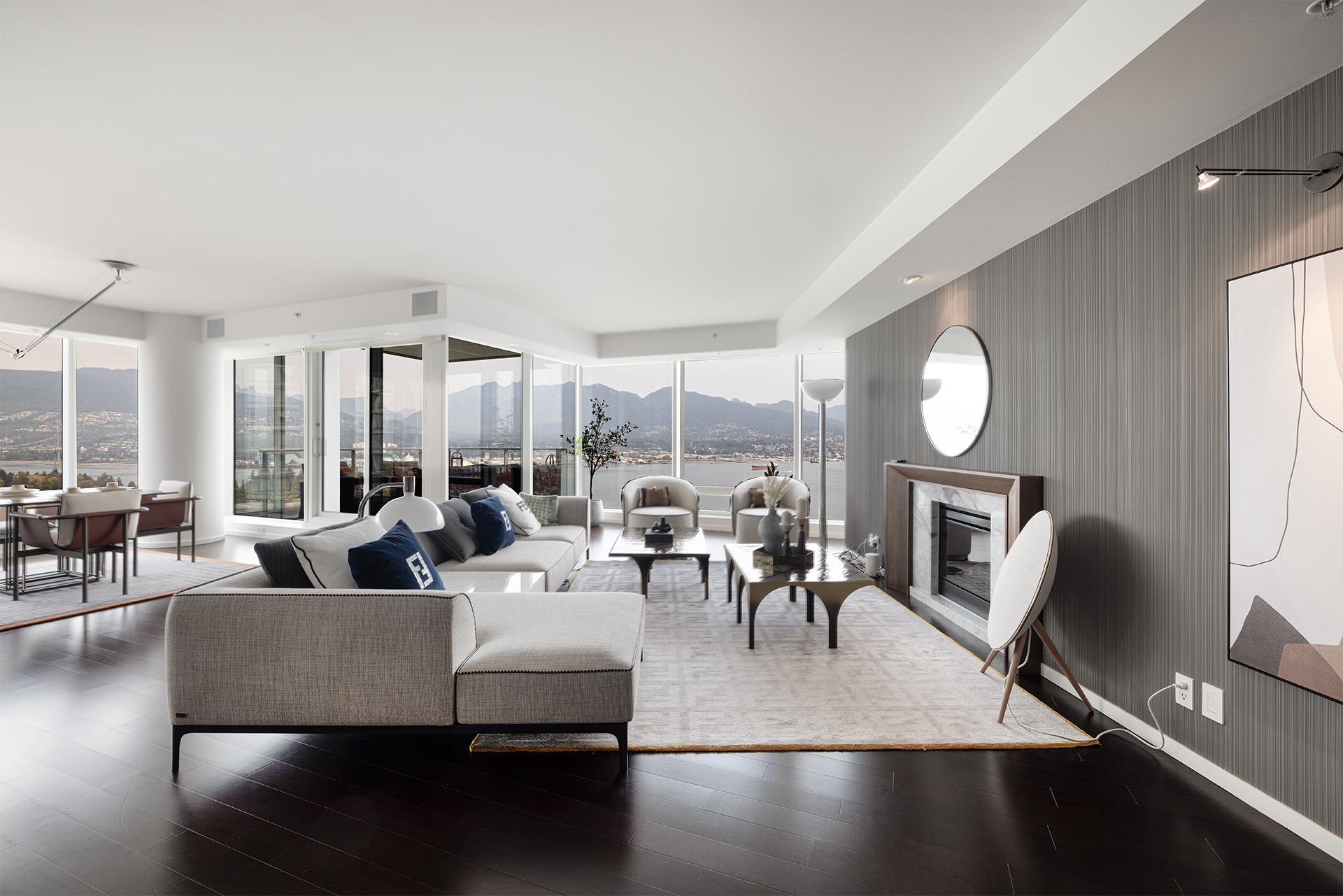 1011 West Cordova Street #3307, Vancouver, BC V6C 0B2