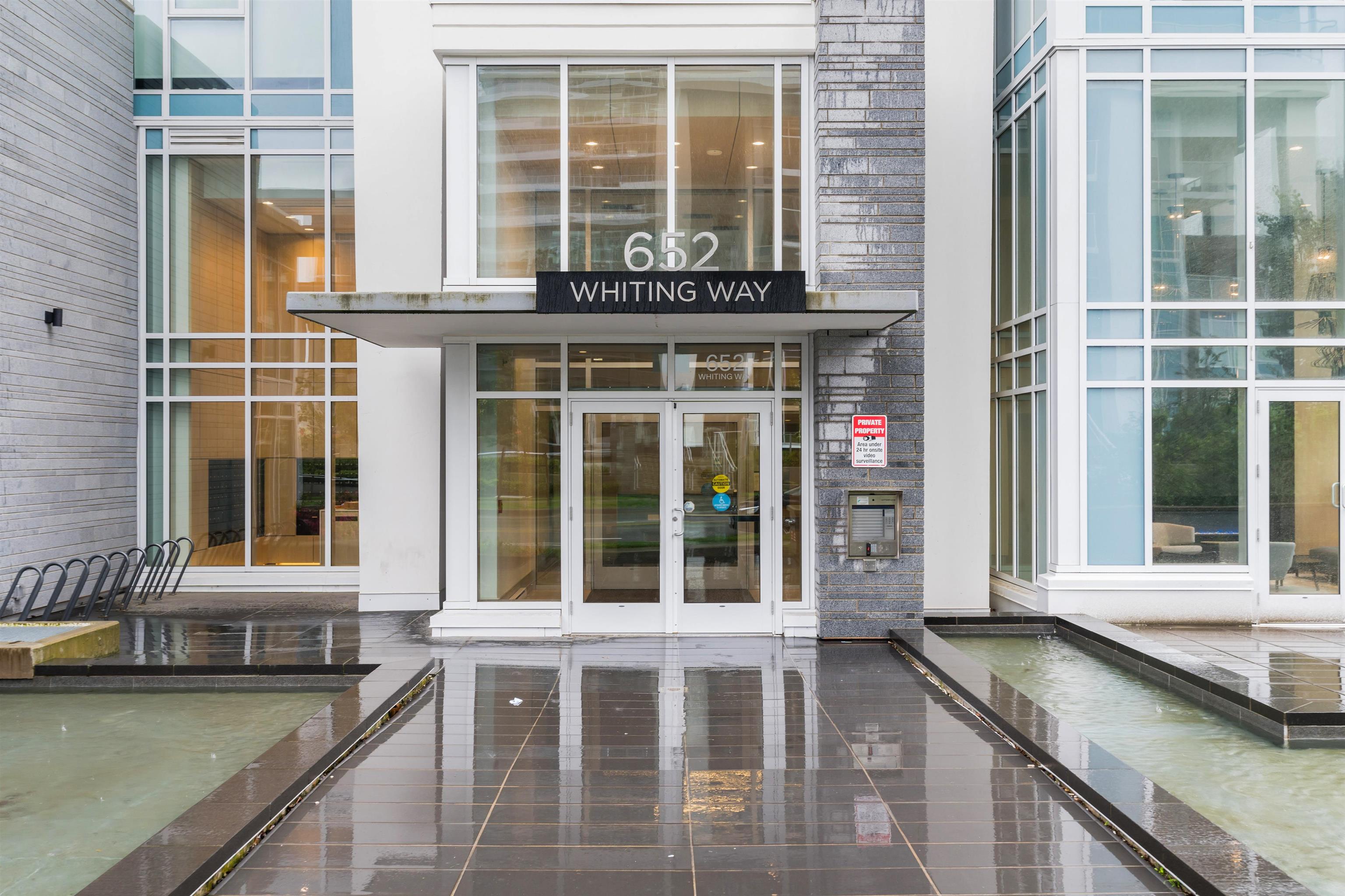 652 Whiting Way #2601, Coquitlam, BC V3J 0K3