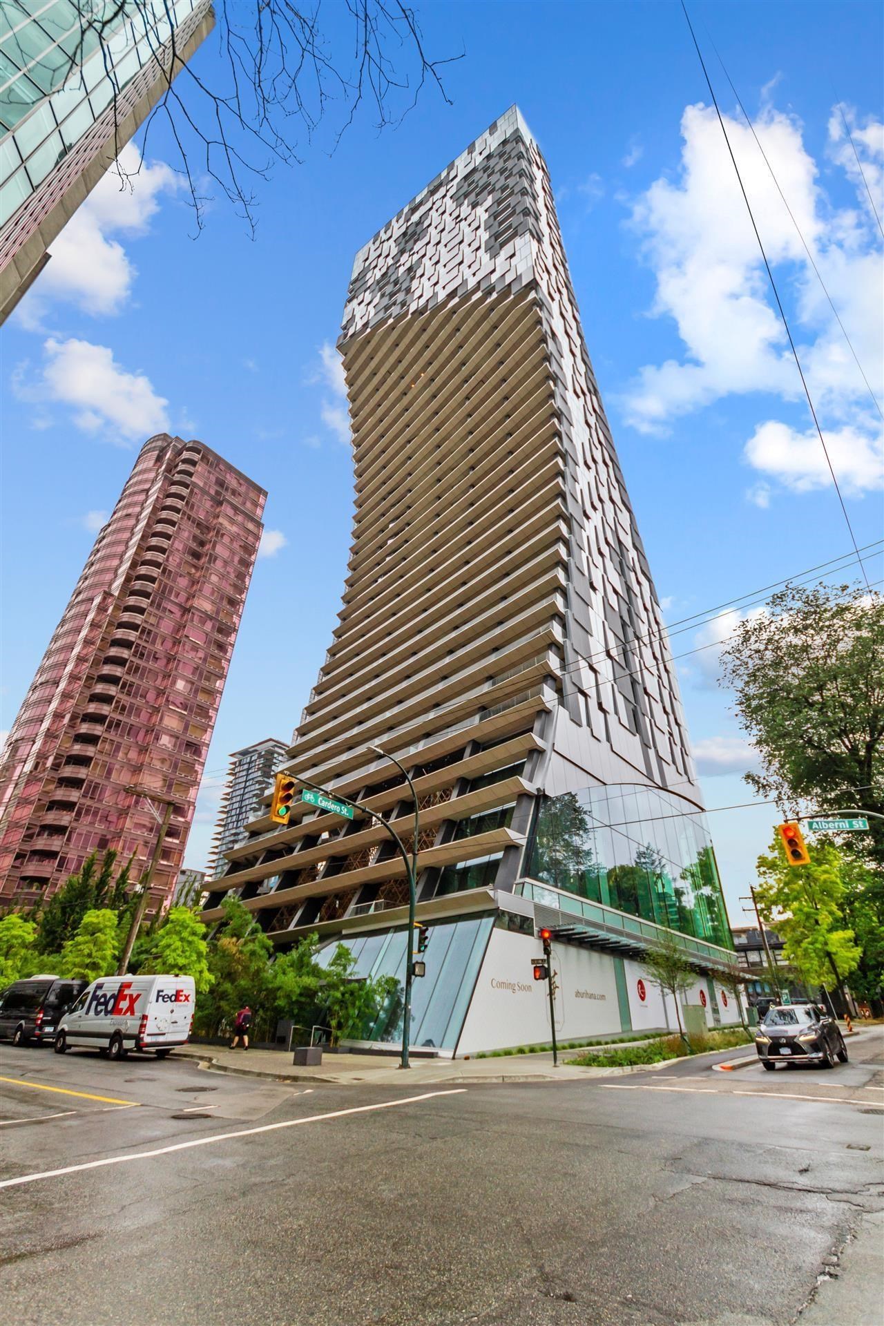 1568 Alberni St #2702, Vancouver, BC V6G 0E3
