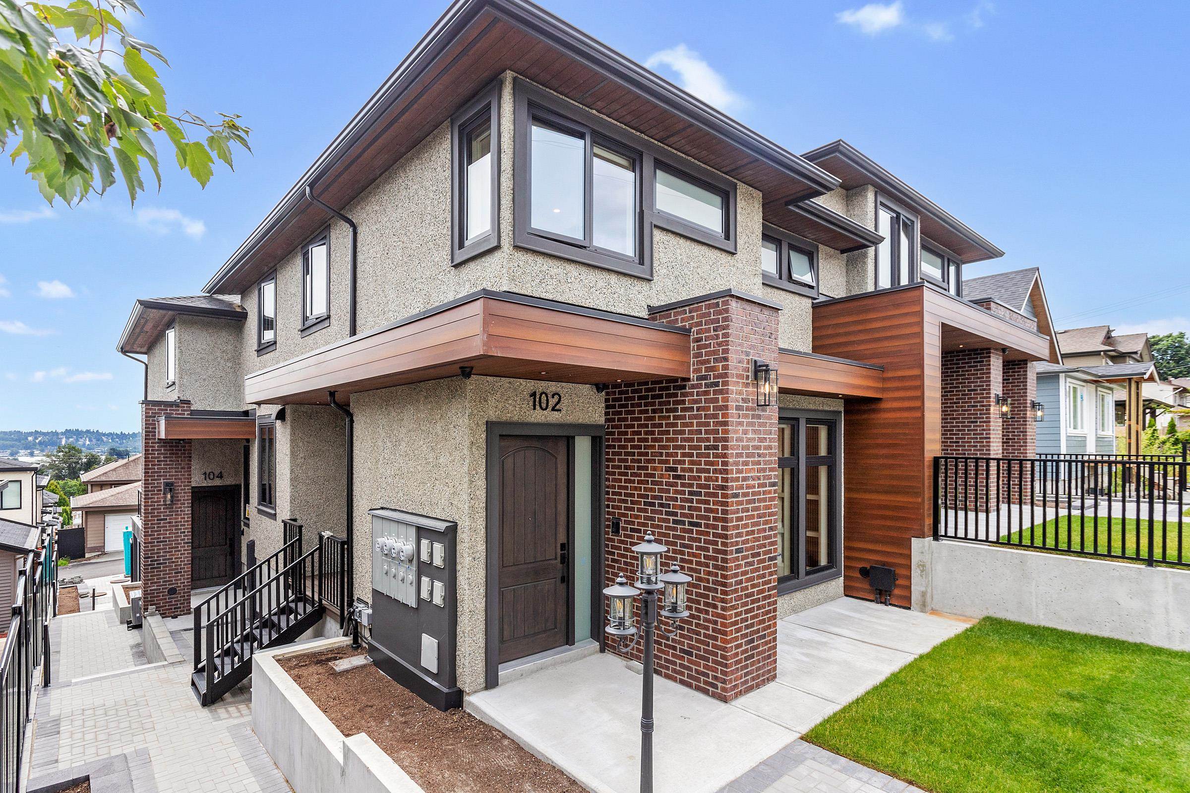 1038 Delestre Avenue #102, Coquitlam, BC V3K 2H2