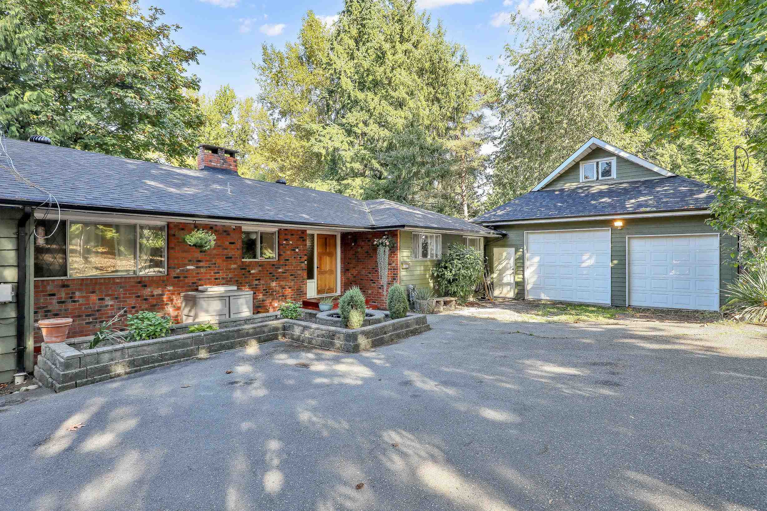 115 Avenue Street, Surrey, BC V3R 2P9