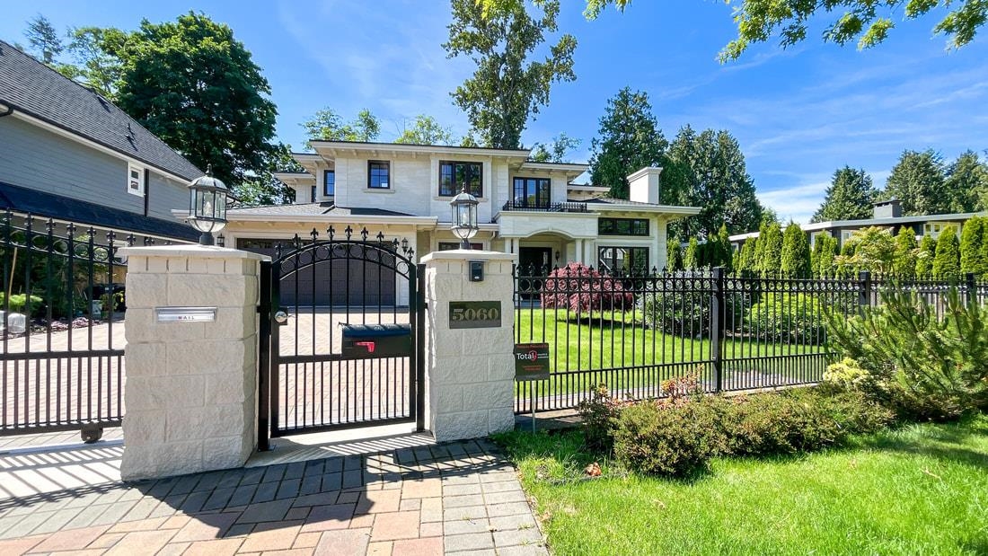 5060 Cliff Drive, Delta, BC V4M 2C3