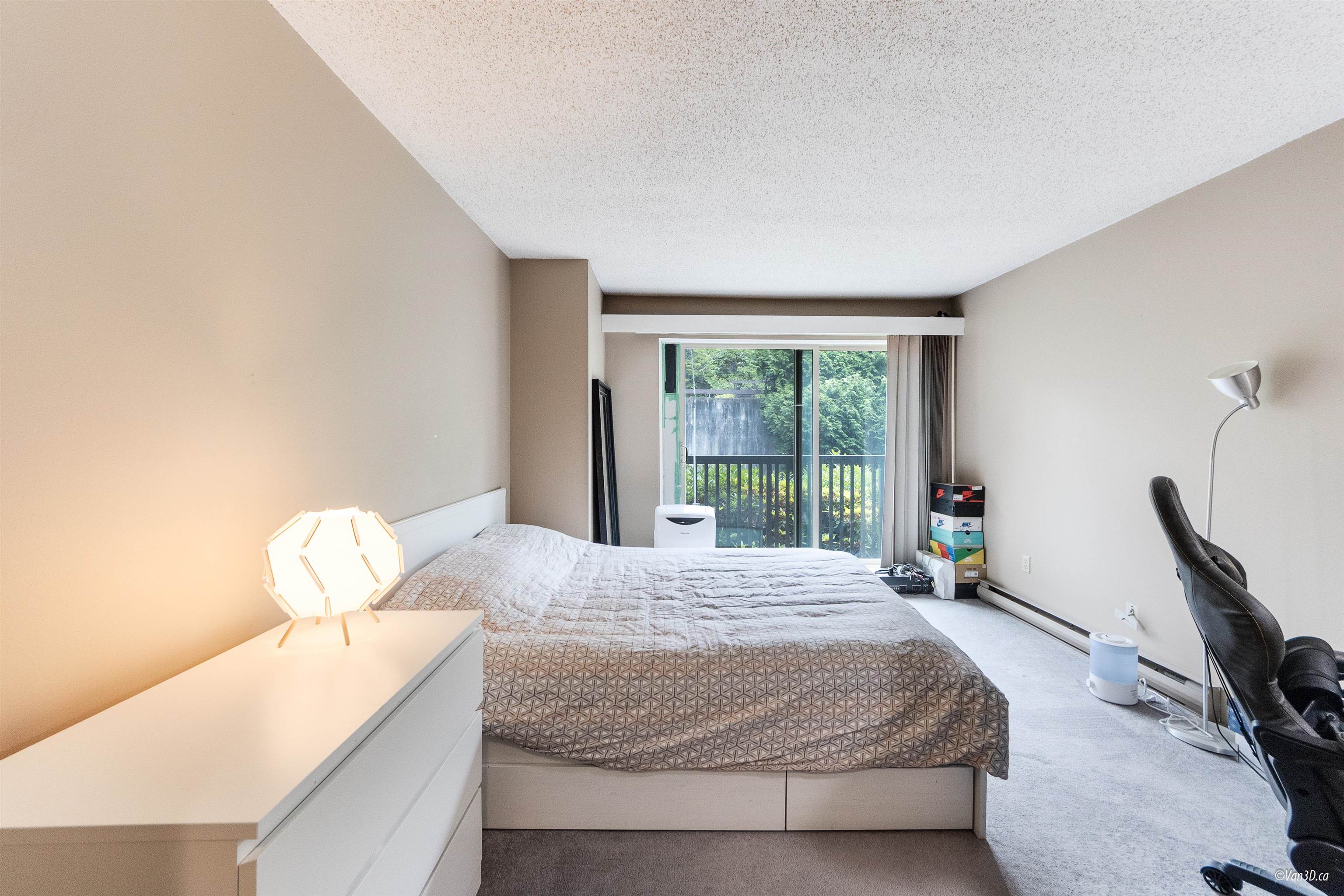 9857 Manchester Drive #320, Burnaby, BC V3N 4P5