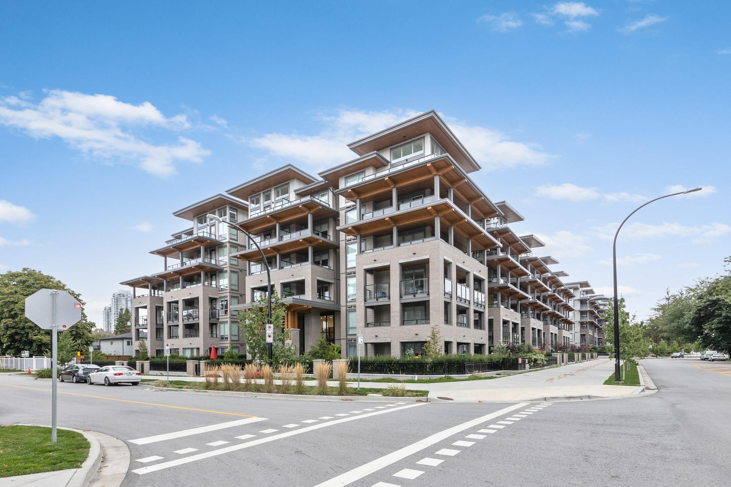 7588 16th Street #522, Burnaby, BC V3N 0H8