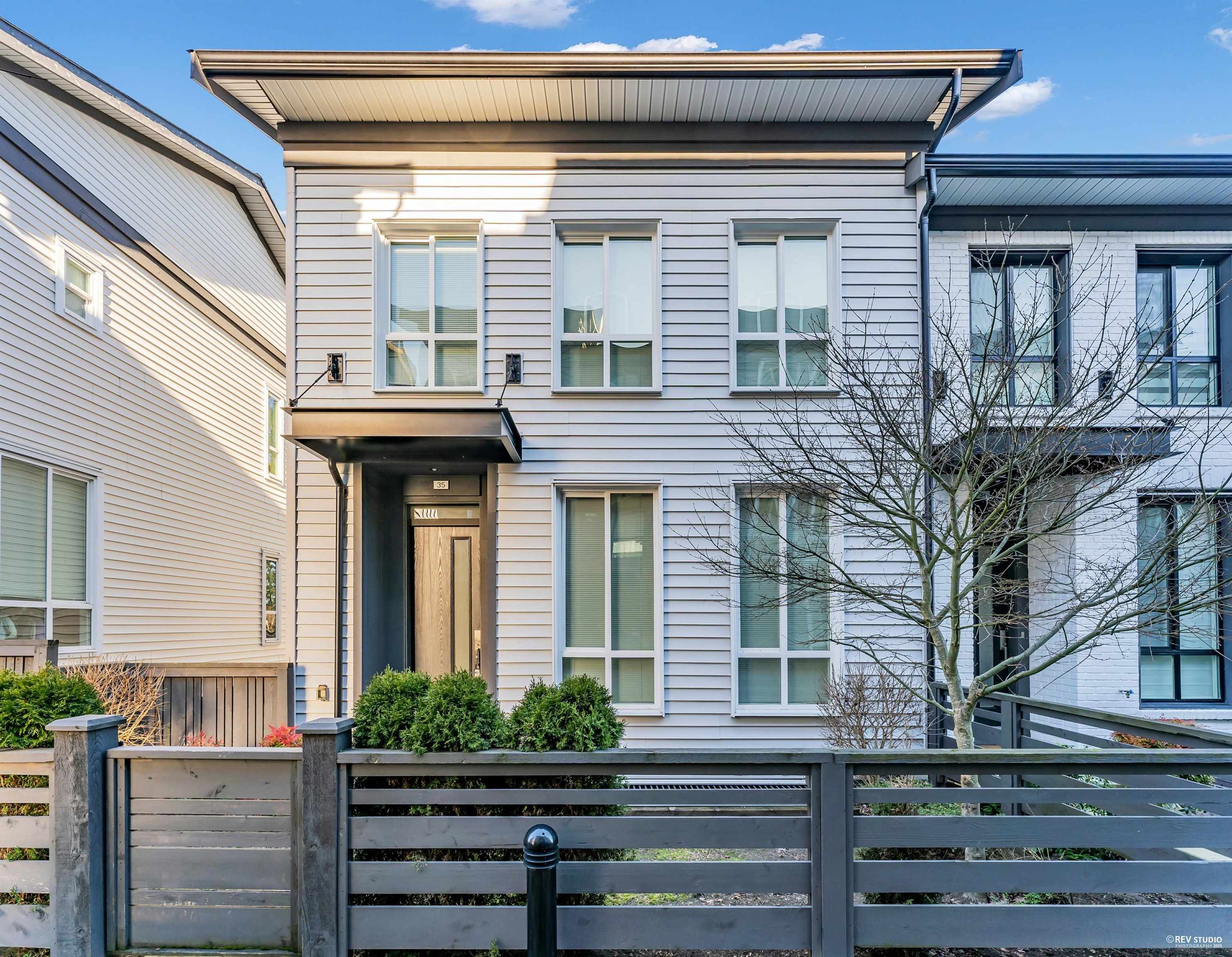 15828 27 Avenue #35, Surrey, BC V3Z 0X4