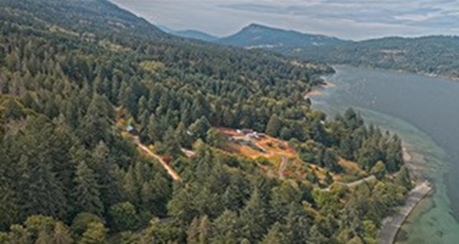 672 Isabella Point Road, No City Value, BC V8K 1V6