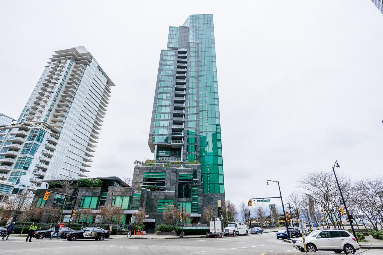 277 Thurlow Street #1601, Vancouver, BC V6C 0C1