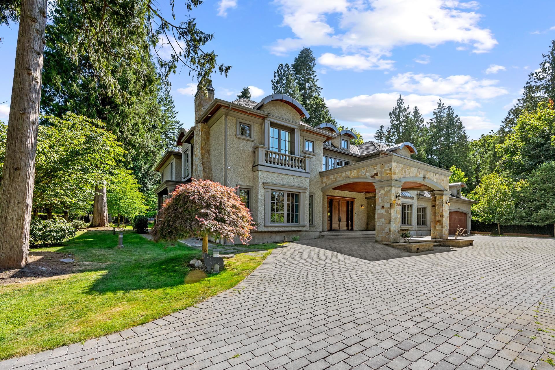 2923 Woodcrest Place, Surrey, BC V4P 2K8