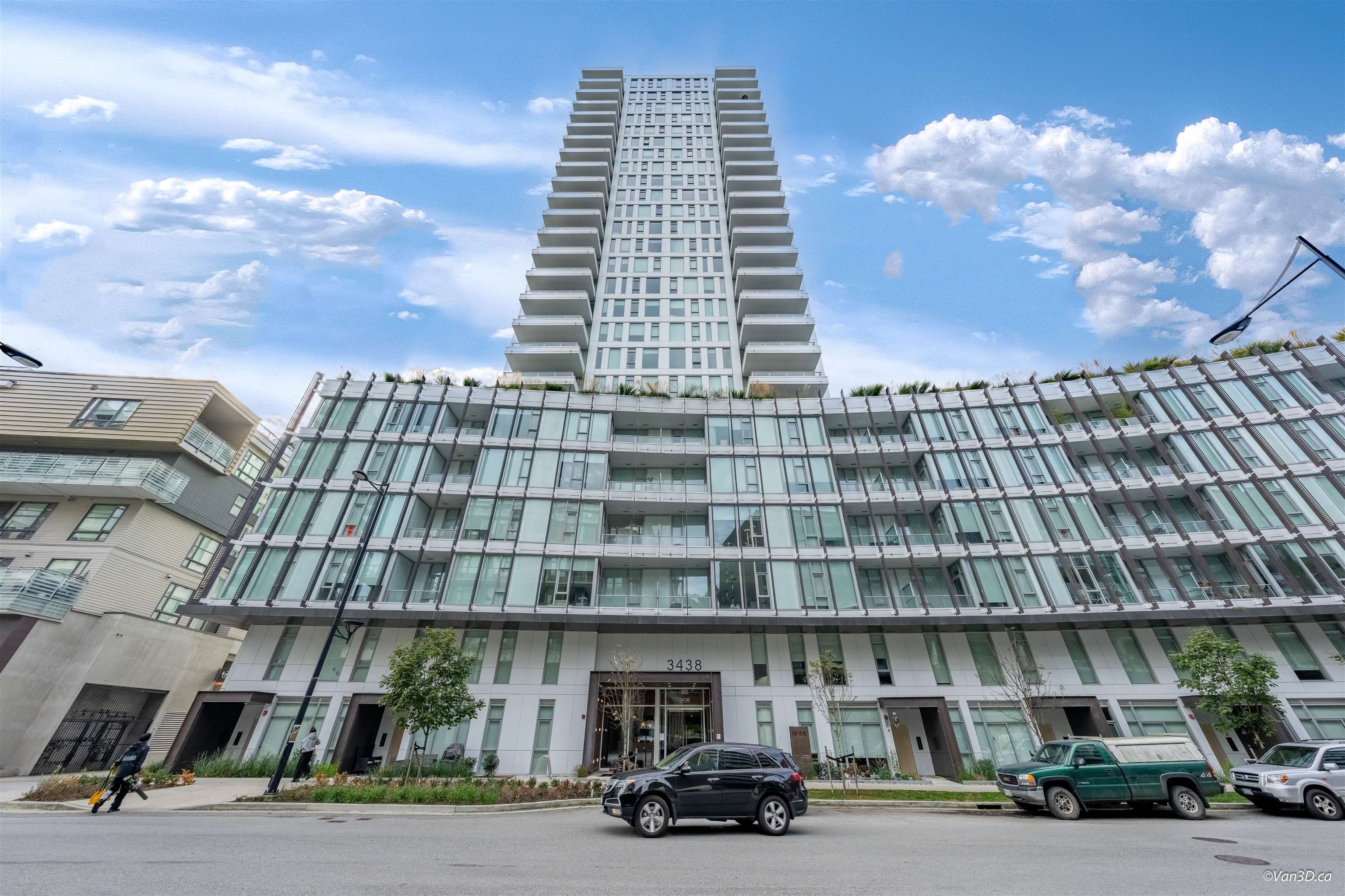 3438 Sawmill Crescent #906, Vancouver, BC V5S 0E3