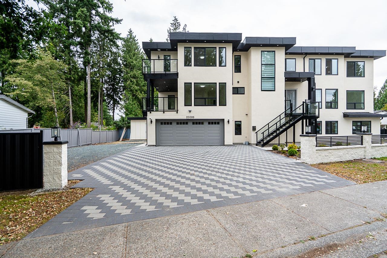 45 Avenue, Langley, BC V3A 6J1