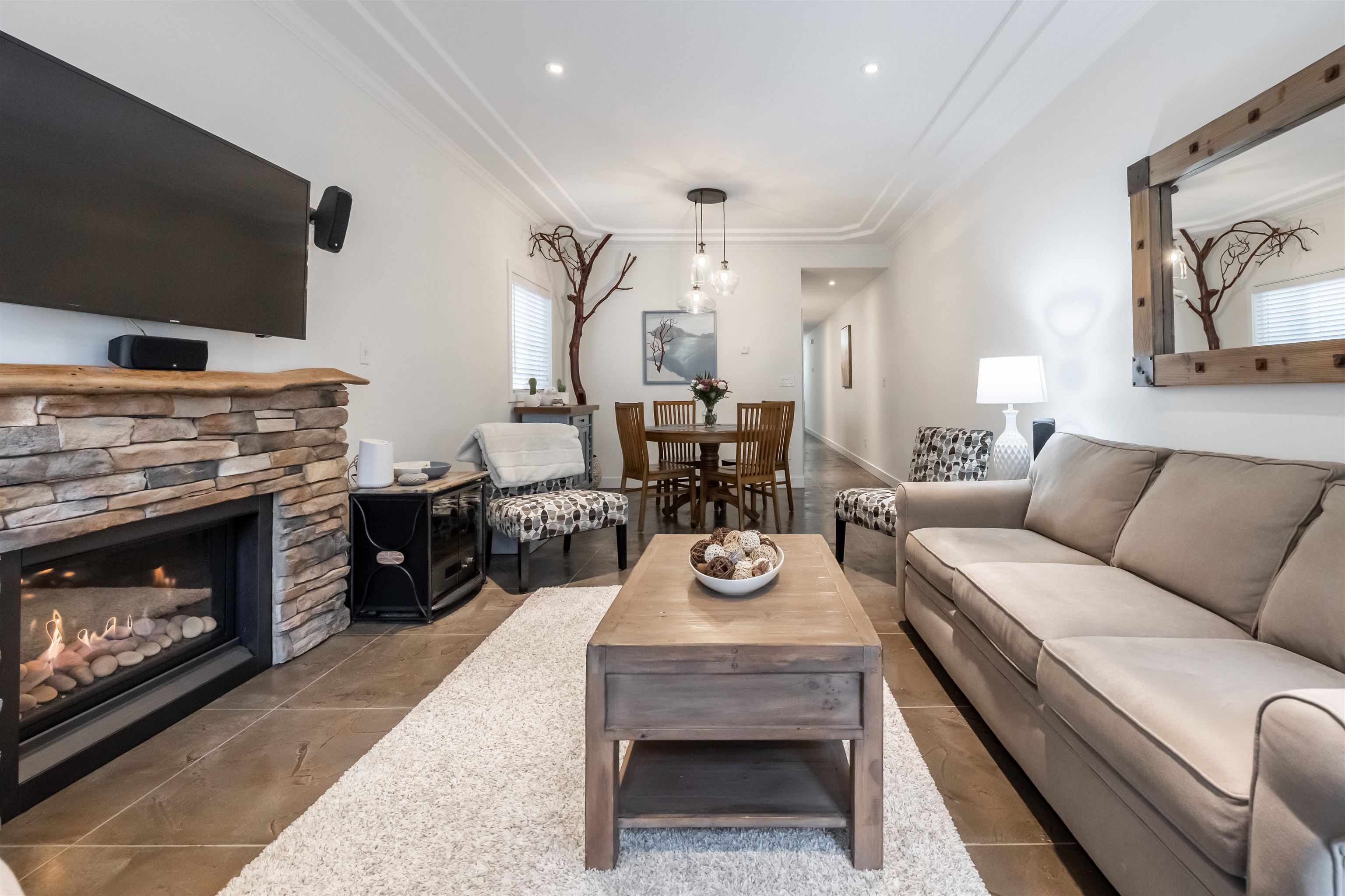 859 Habgood Street, White Rock, BC V4B 4W4
