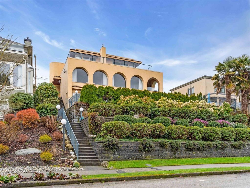 3705 Puget Drive, Vancouver, BC V6L 2T8