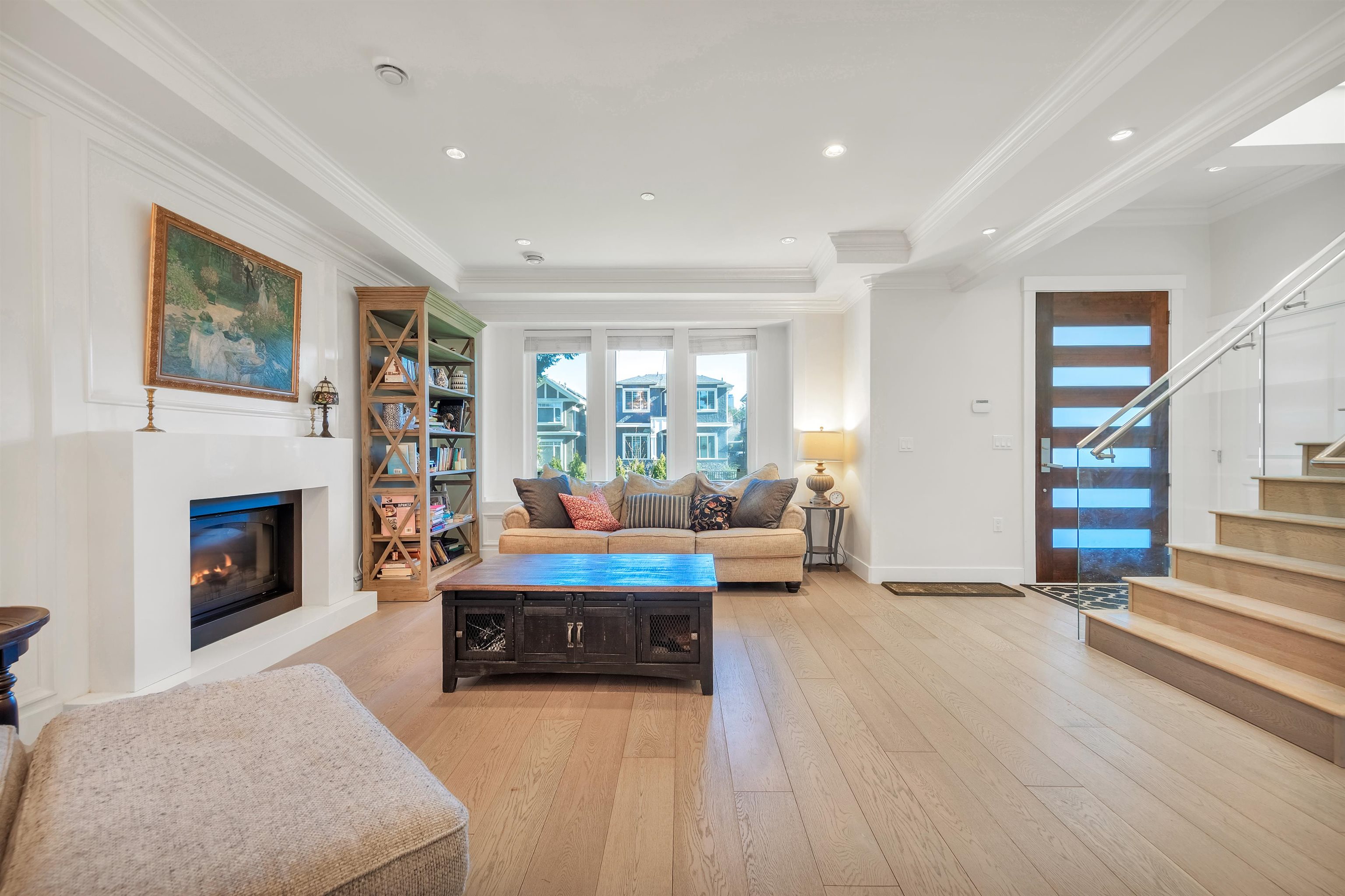 5887 Battison Street, Vancouver, BC V5R 4M7