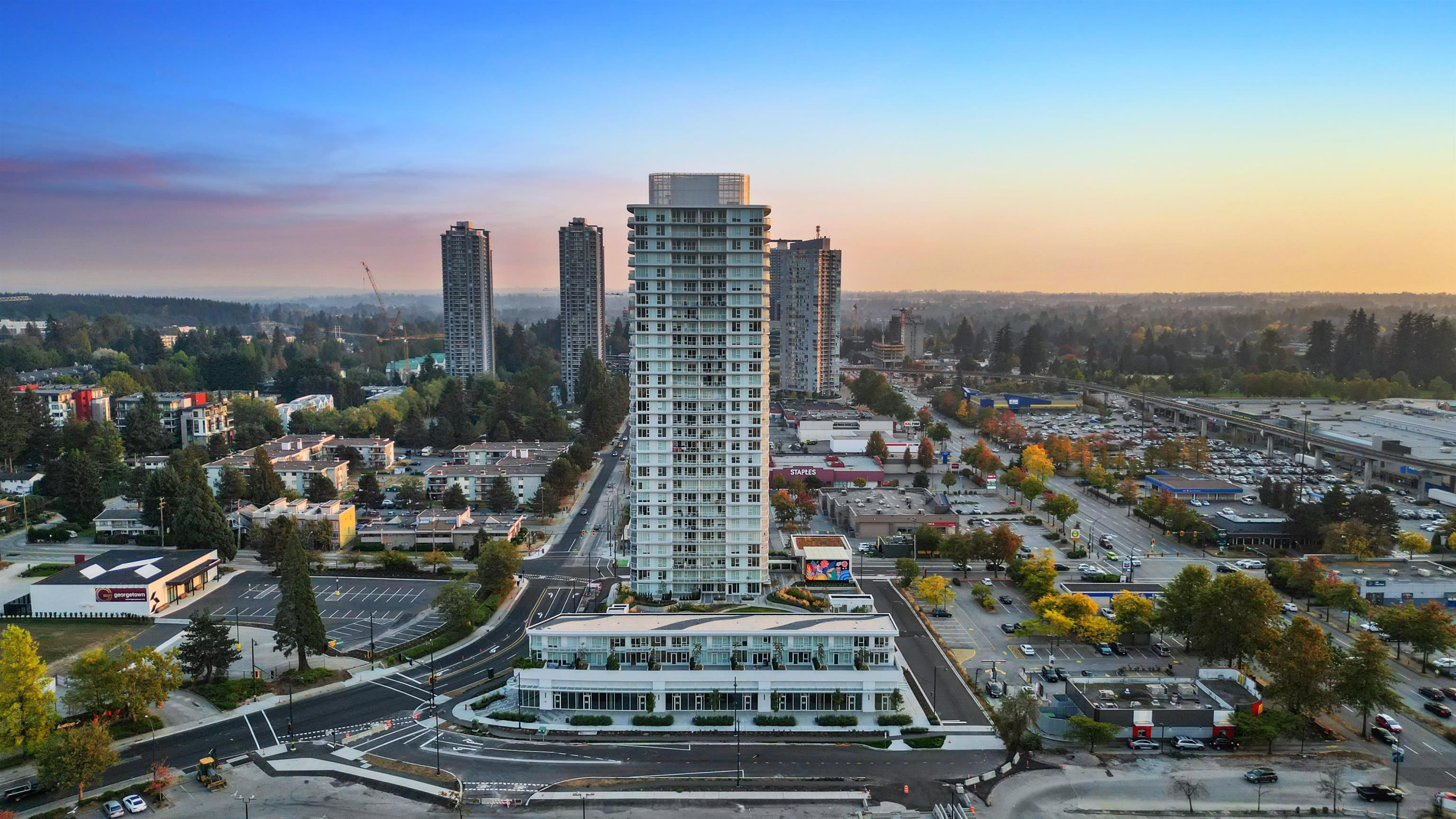 10225 Whalley Boulevard #204, Surrey, BC V3T 0S2