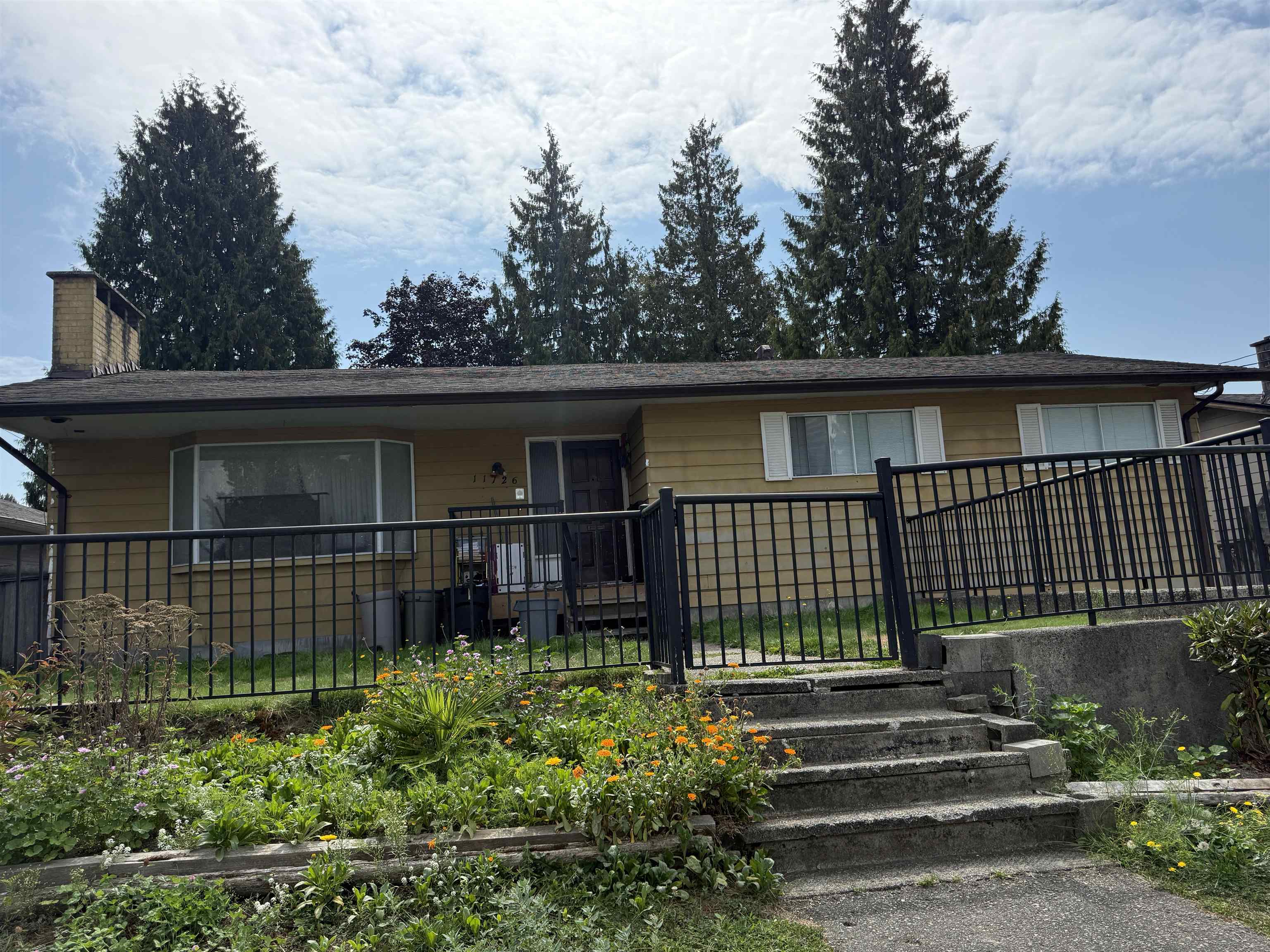 94a Avenue, Delta, BC V4C 3S3