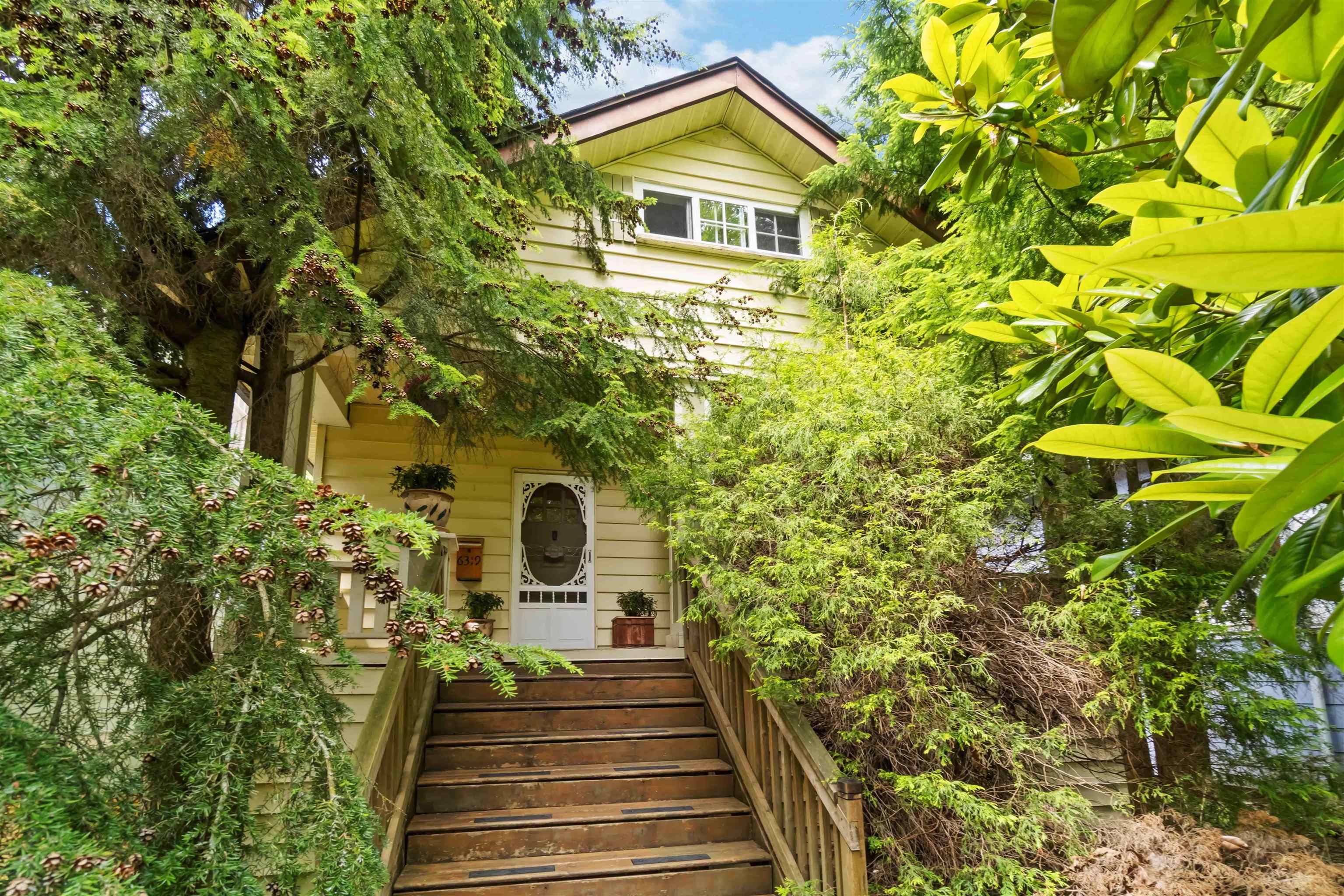 6319 Sophia Street, Vancouver, BC V5W 2W7